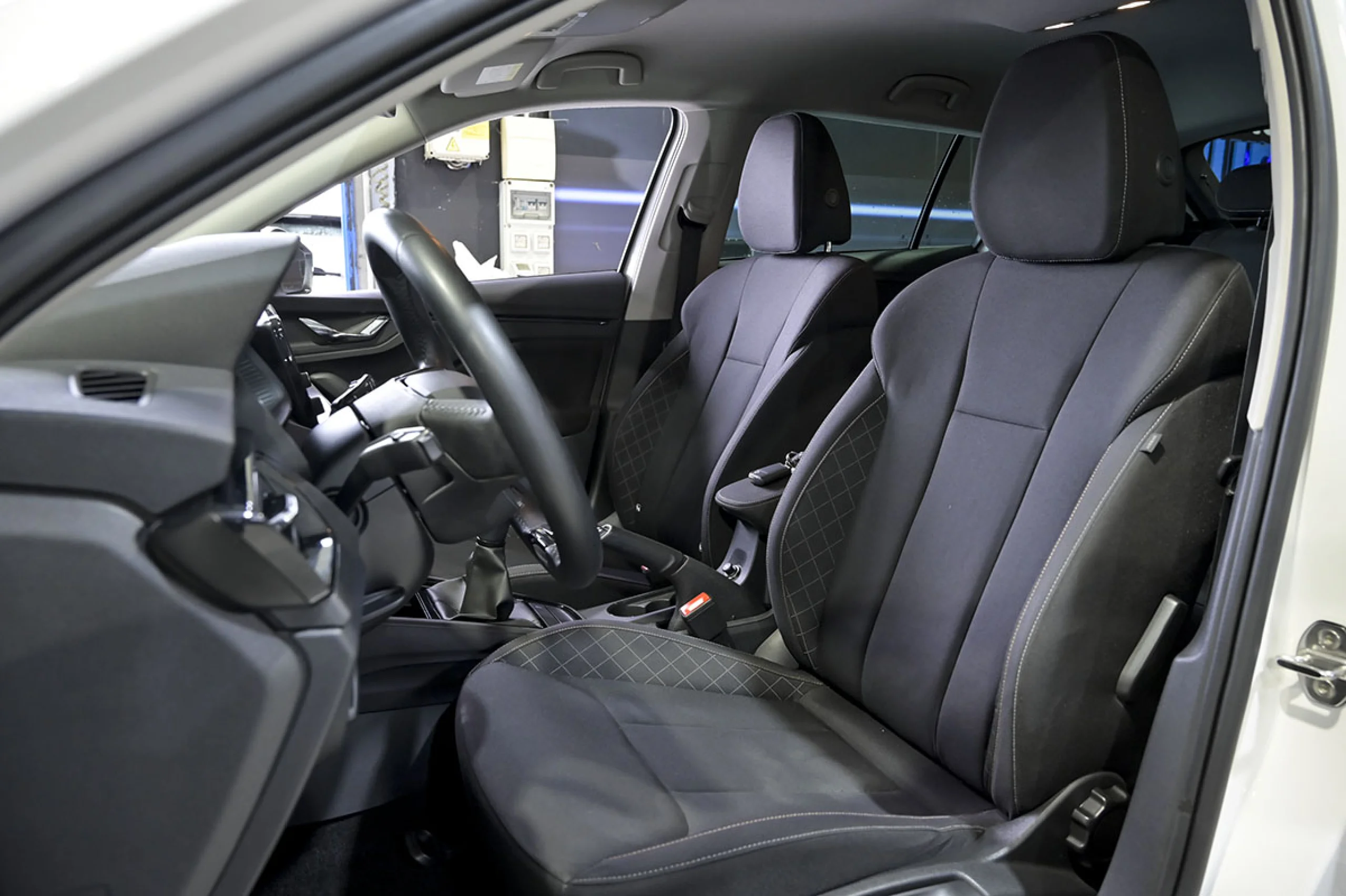 Skoda Scala 1.0 TSI 81KW 110 CV Ambition - Foto 24