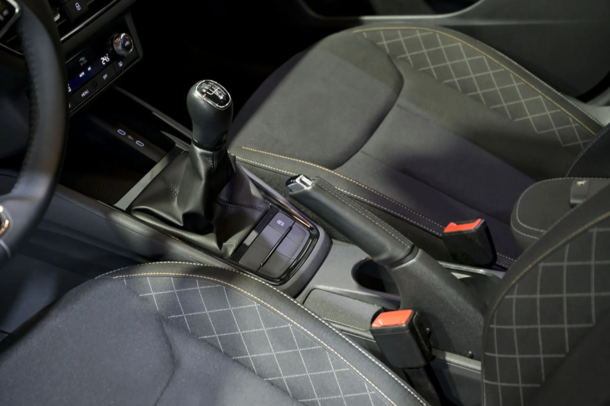 Skoda Scala 1.0 TSI 81KW 110 CV Ambition - Foto 29