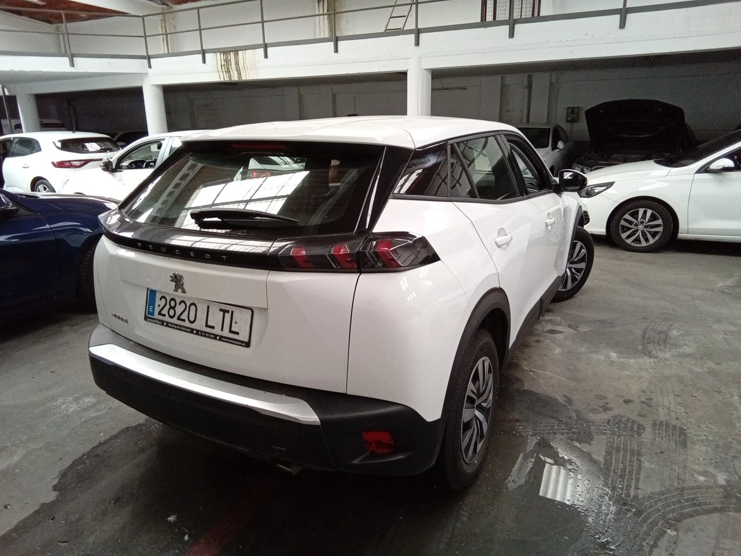 Peugeot 2008 Active BlueHDI 81kW (110CV) - Foto 4