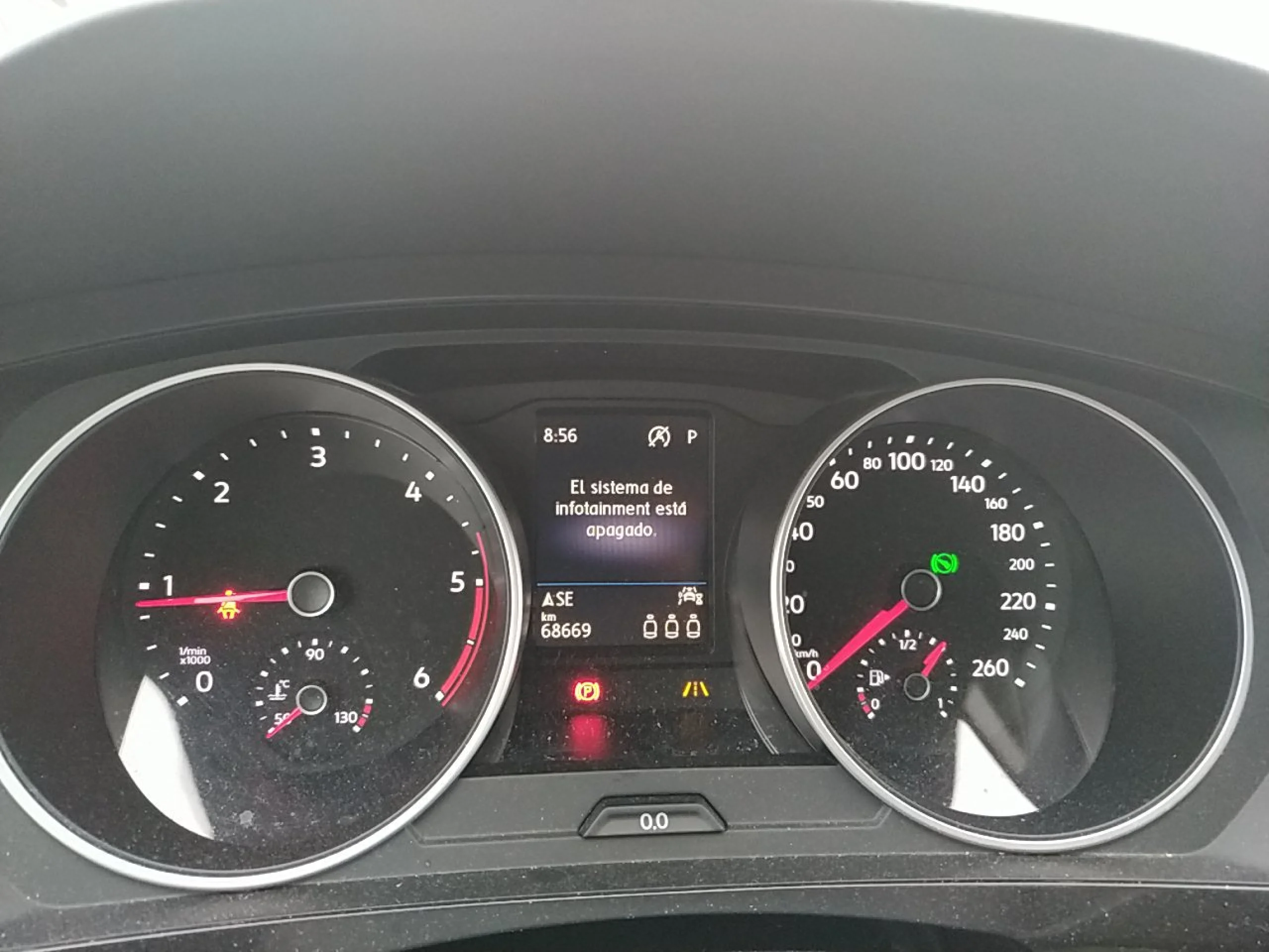 Volkswagen Tiguan Advance 2.0 TDI 110kW (150CV) DSG - Foto 8