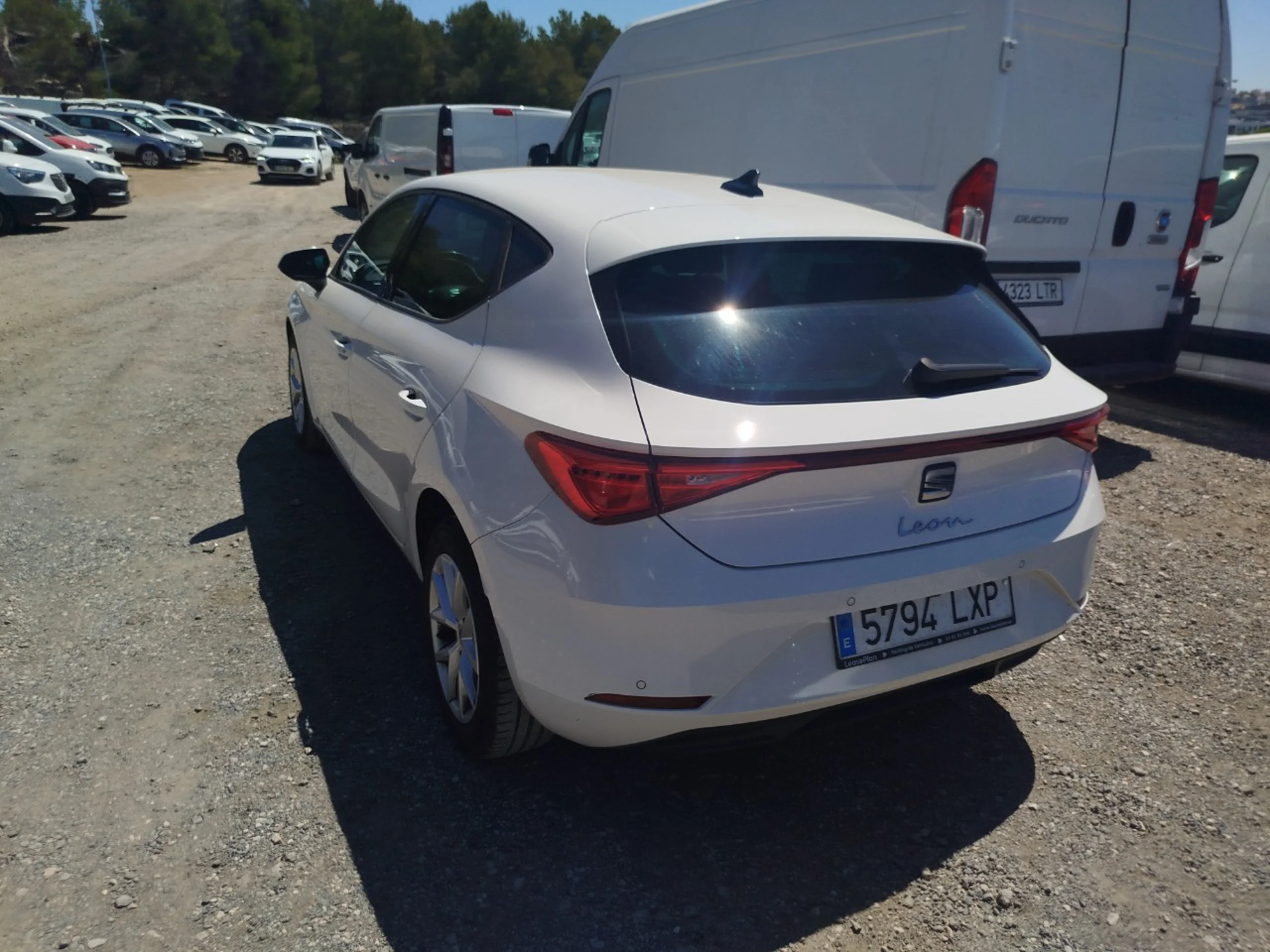 Seat Leon 2.0 TDI 85kW S&amp;S Style Go - Foto 6
