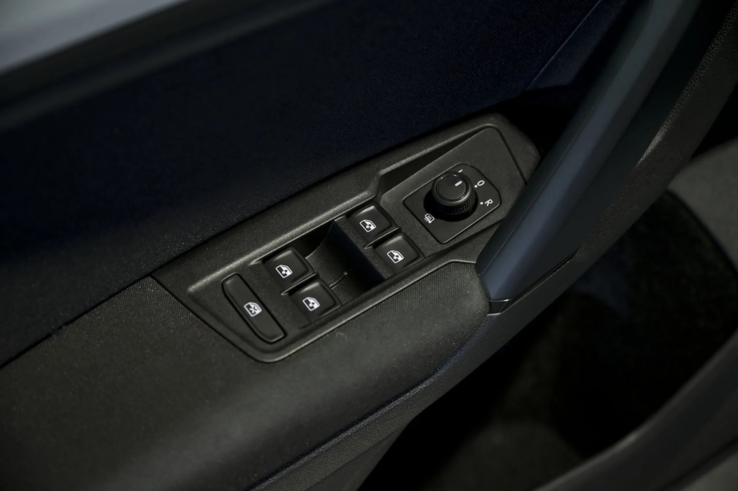 Volkswagen Tiguan Advance 2.0 TDI 110kW 150CV DSG - Foto 23