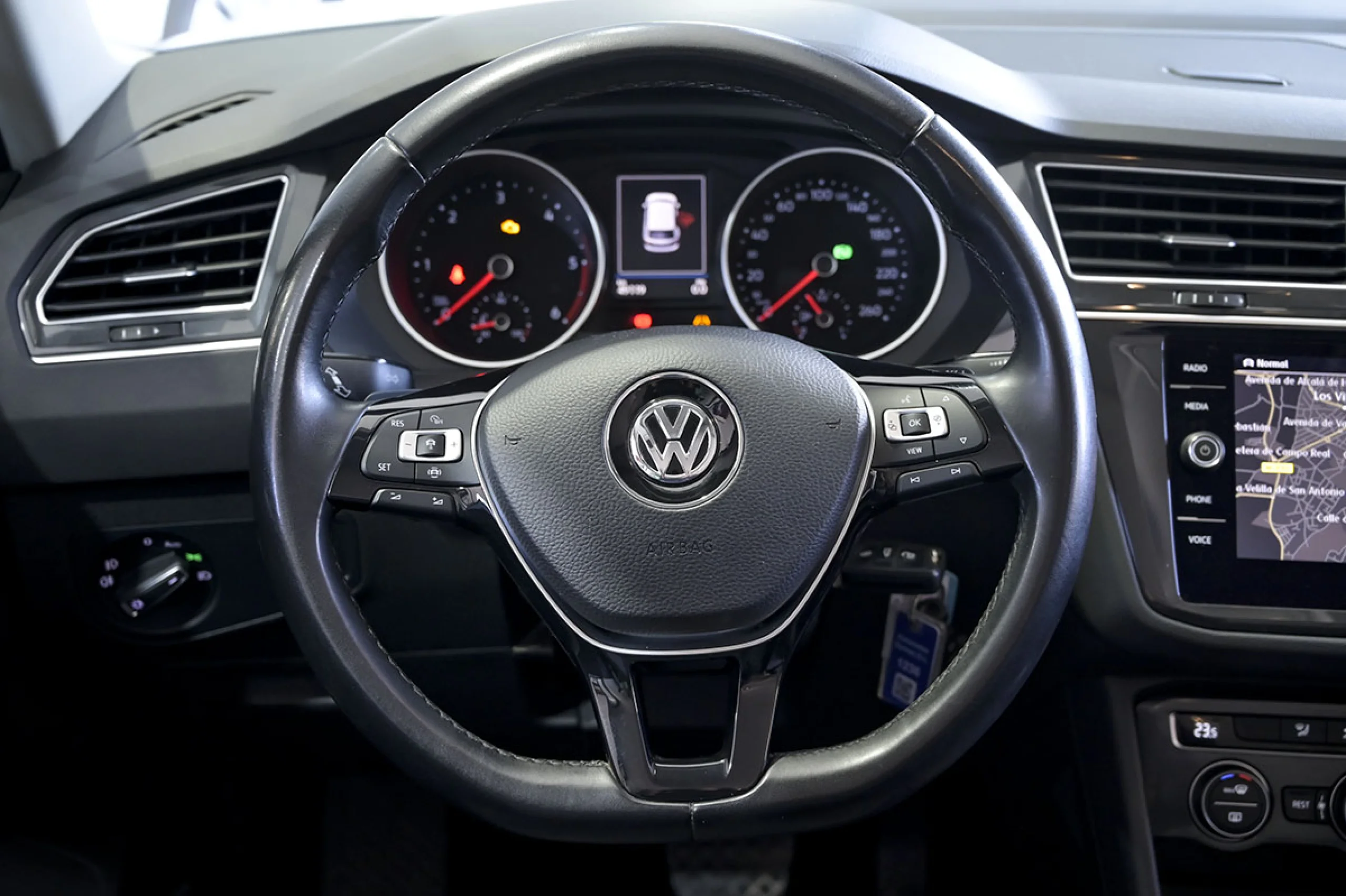 Volkswagen Tiguan Advance 2.0 TDI 110kW 150CV DSG - Foto 26