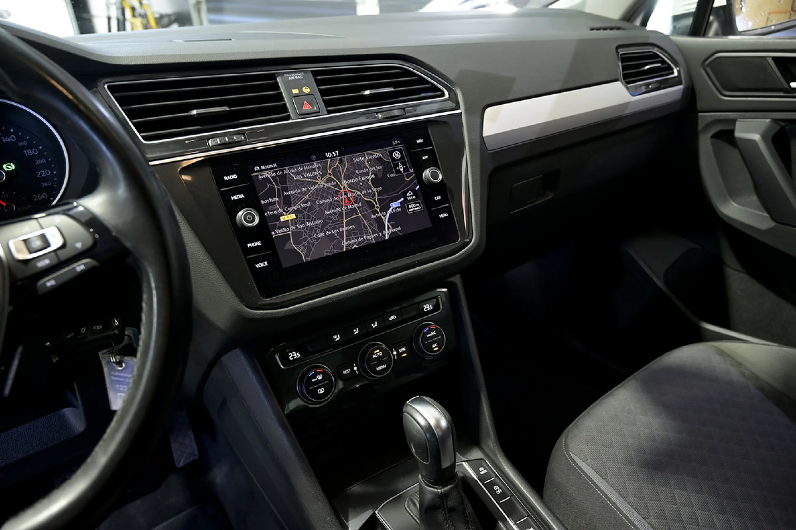 Volkswagen Tiguan Advance 2.0 TDI 110kW 150CV DSG - Foto 29