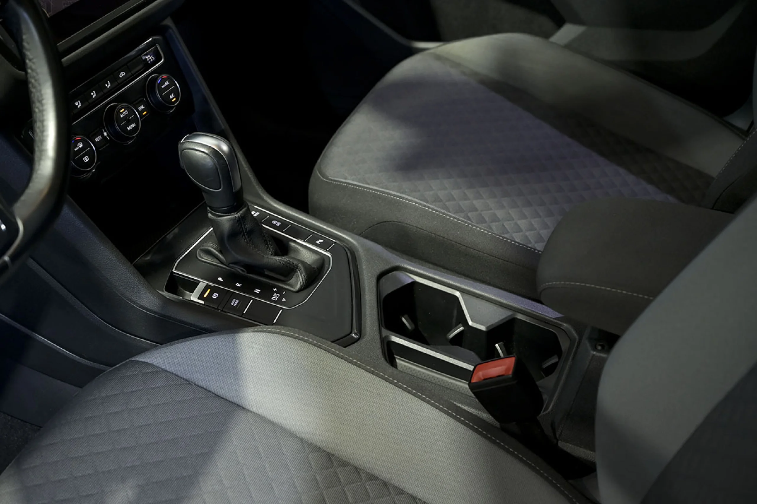 Volkswagen Tiguan Advance 2.0 TDI 110kW 150CV DSG - Foto 31