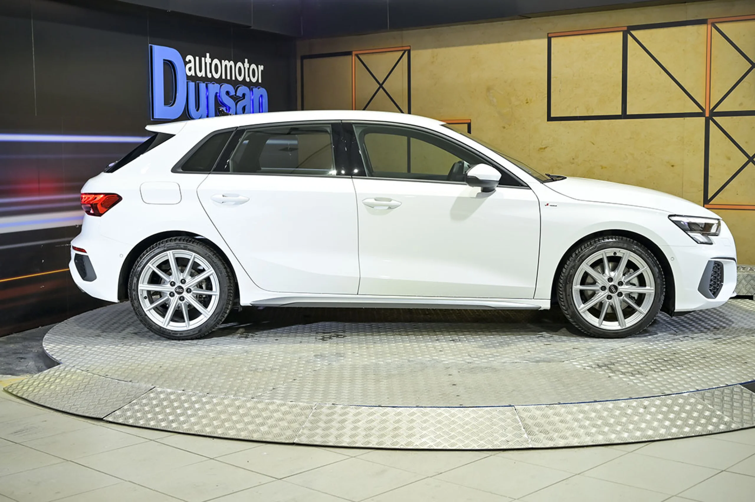 Audi A3 Sportback Genuine Ed 35 TFSI 110kW S tro - Foto 18