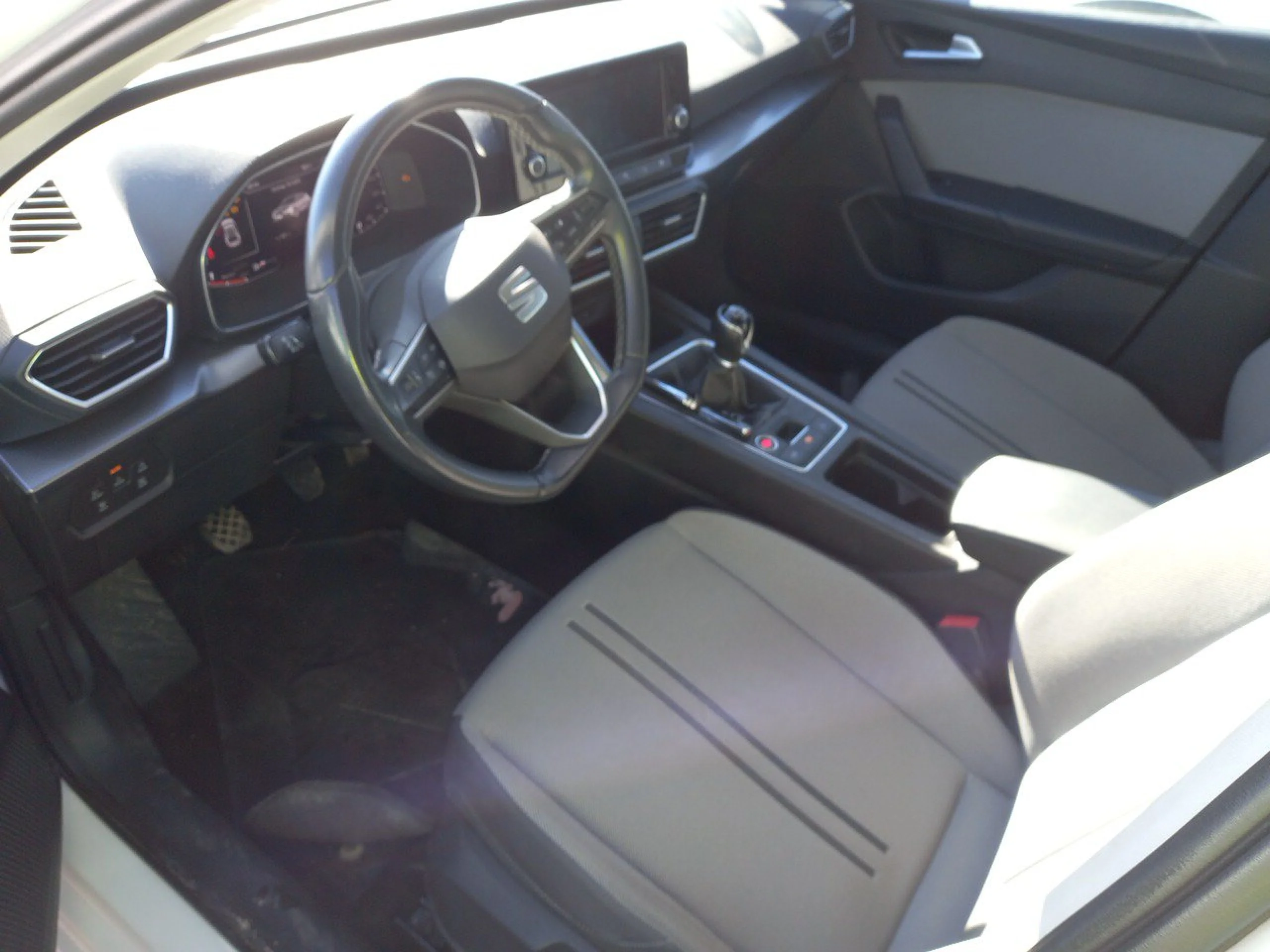 Seat Leon 2.0 TDI 85kW S&amp;S Style Go - Foto 7