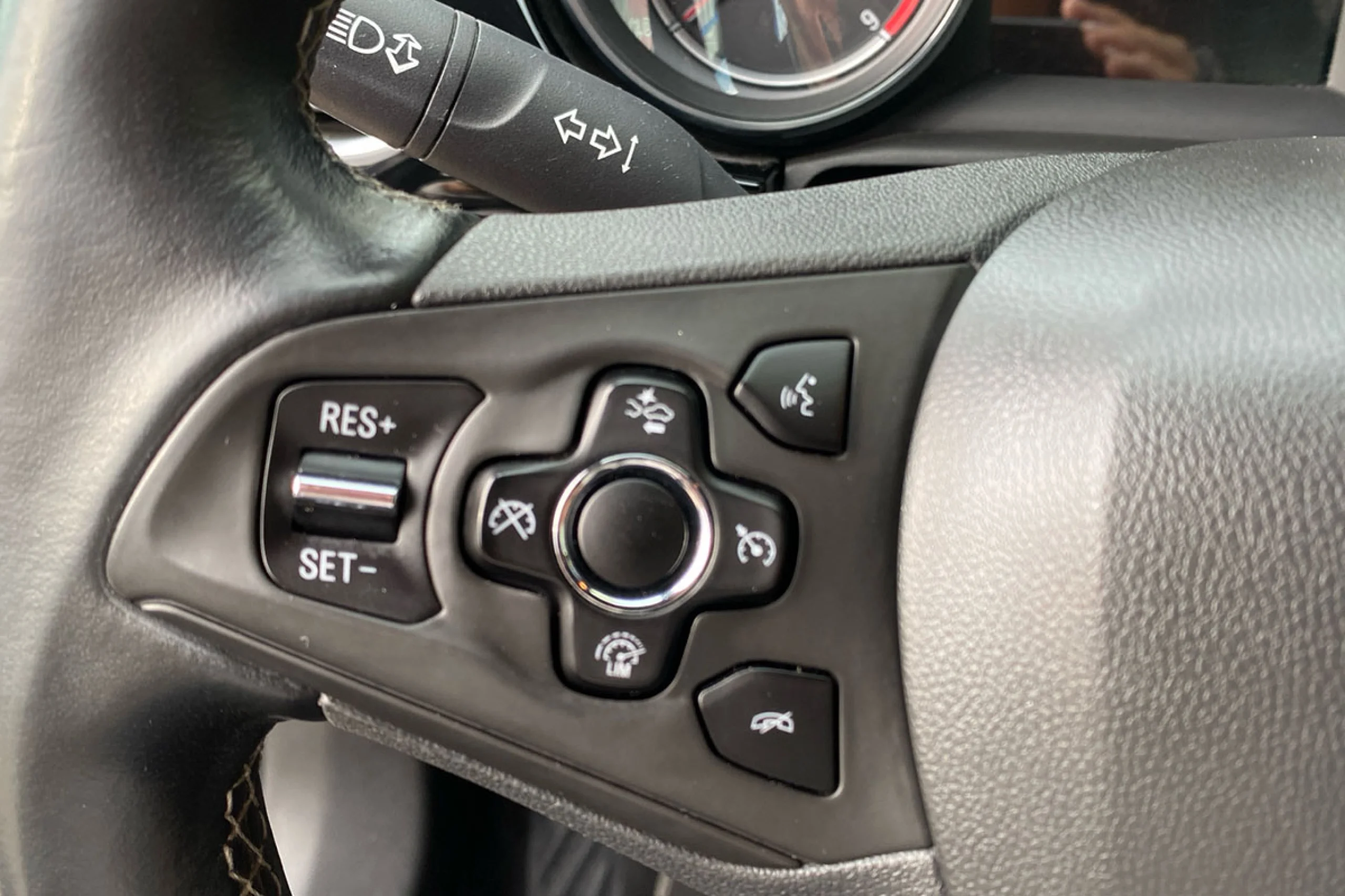 Opel Astra 1.6 CDTi 81kW 110CV Excellence - Foto 17