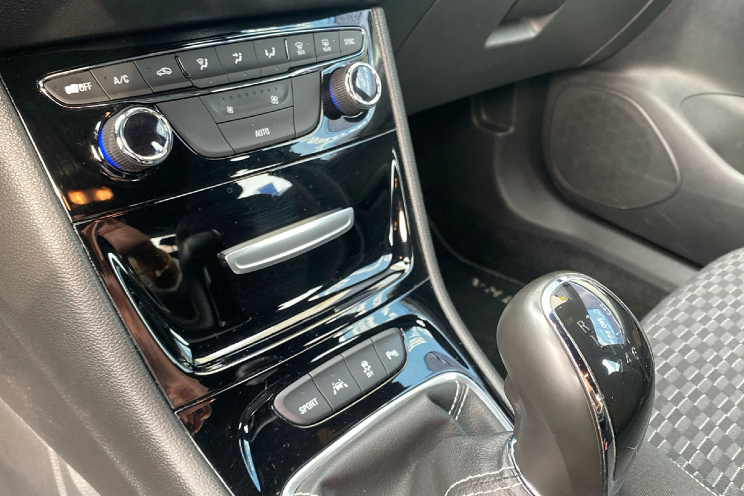 Opel Astra 1.6 CDTi 81kW 110CV Excellence - Foto 21