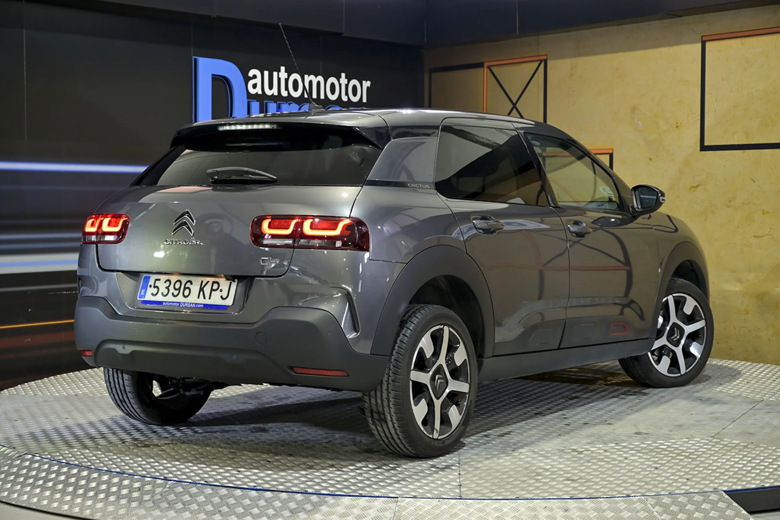 Citroen C4 Cactus PureTech 96kW 130CV SS Shine - Foto 4
