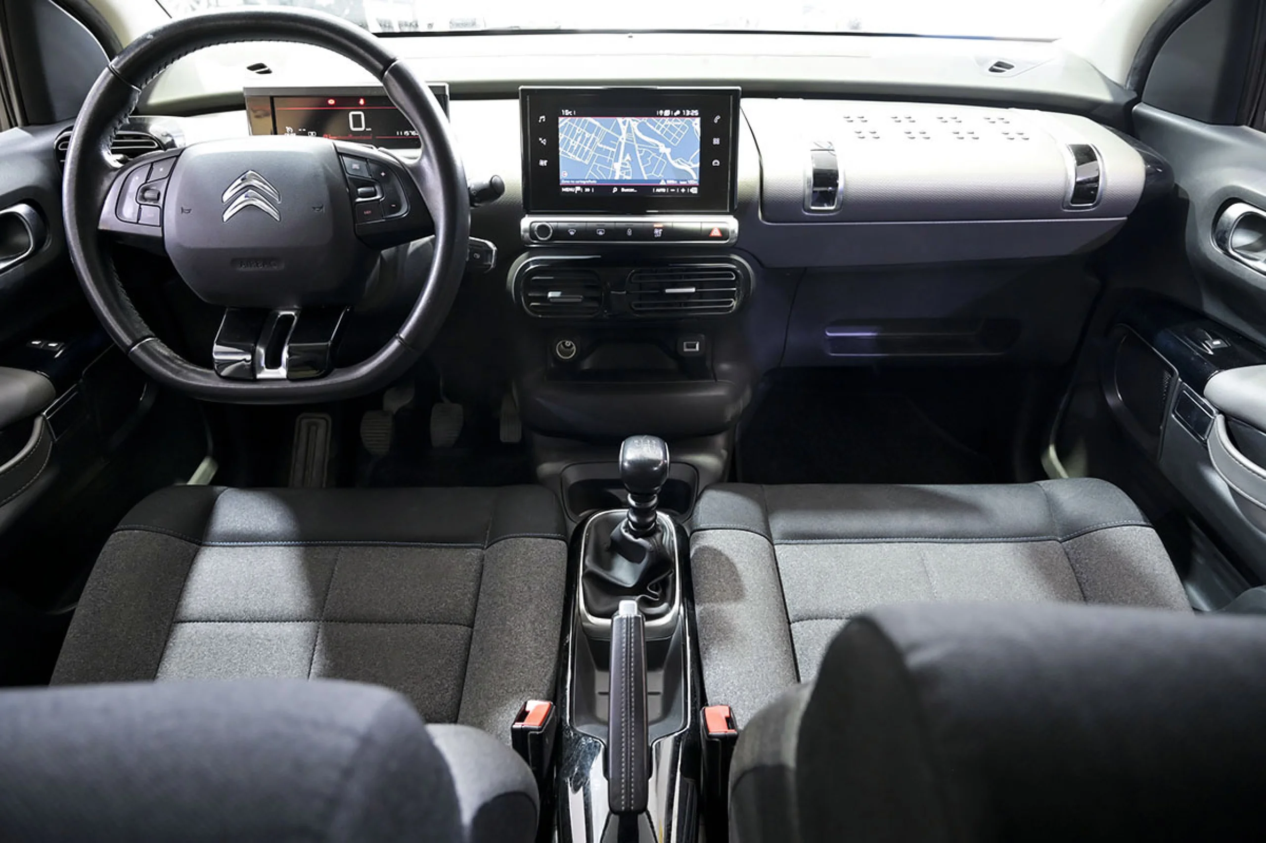 Citroen C4 Cactus PureTech 96kW 130CV SS Shine - Foto 8