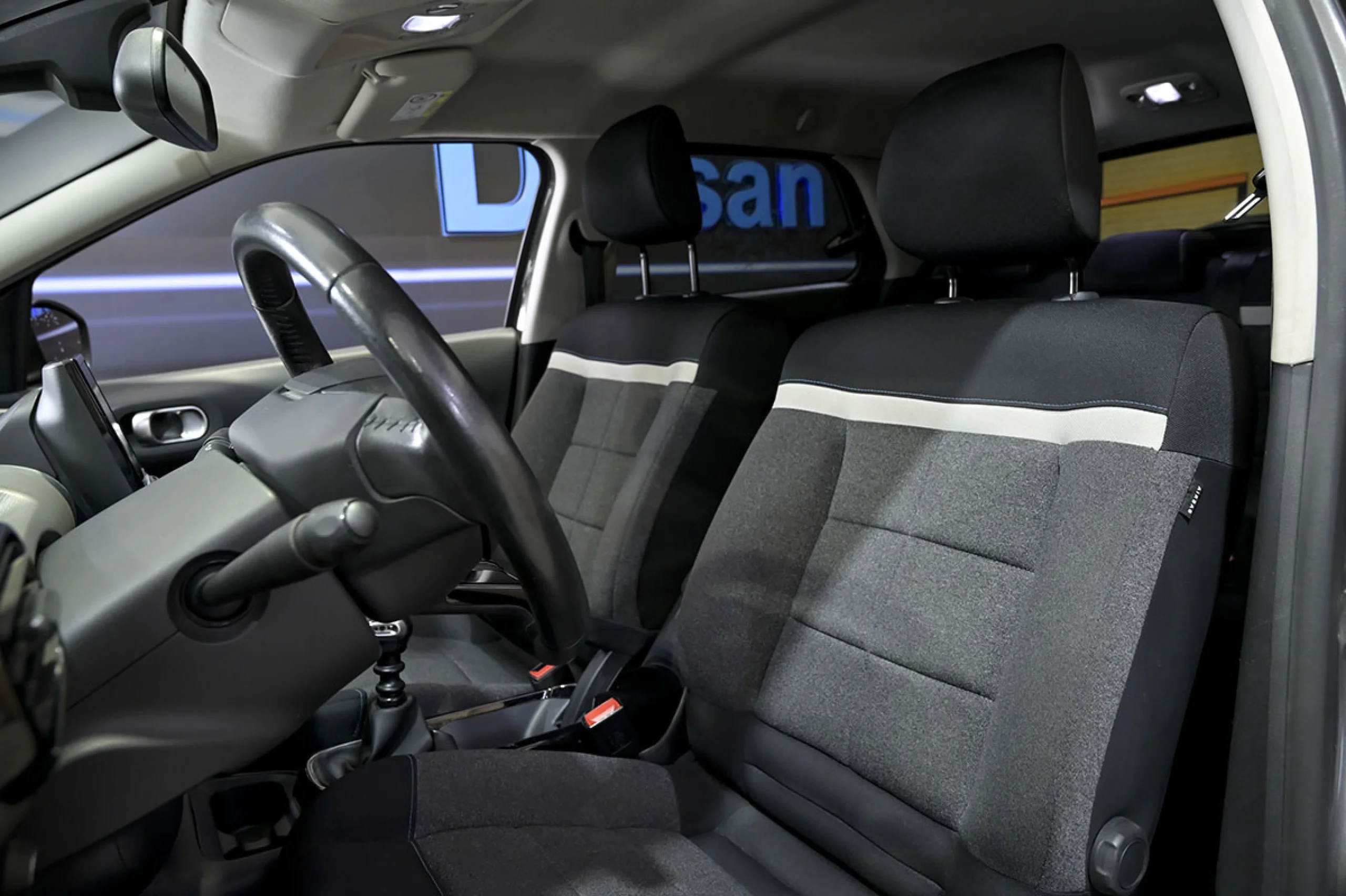 Citroen C4 Cactus PureTech 96kW 130CV SS Shine - Foto 9