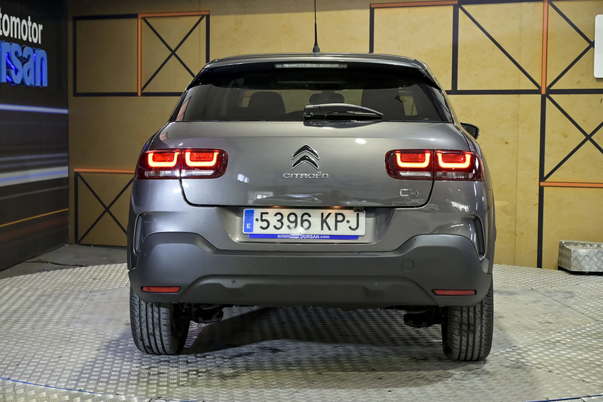Citroen C4 Cactus PureTech 96kW 130CV SS Shine - Foto 14