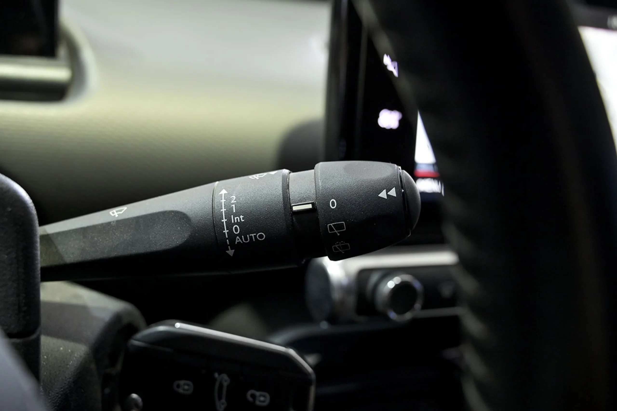 Citroen C4 Cactus PureTech 96kW 130CV SS Shine - Foto 25