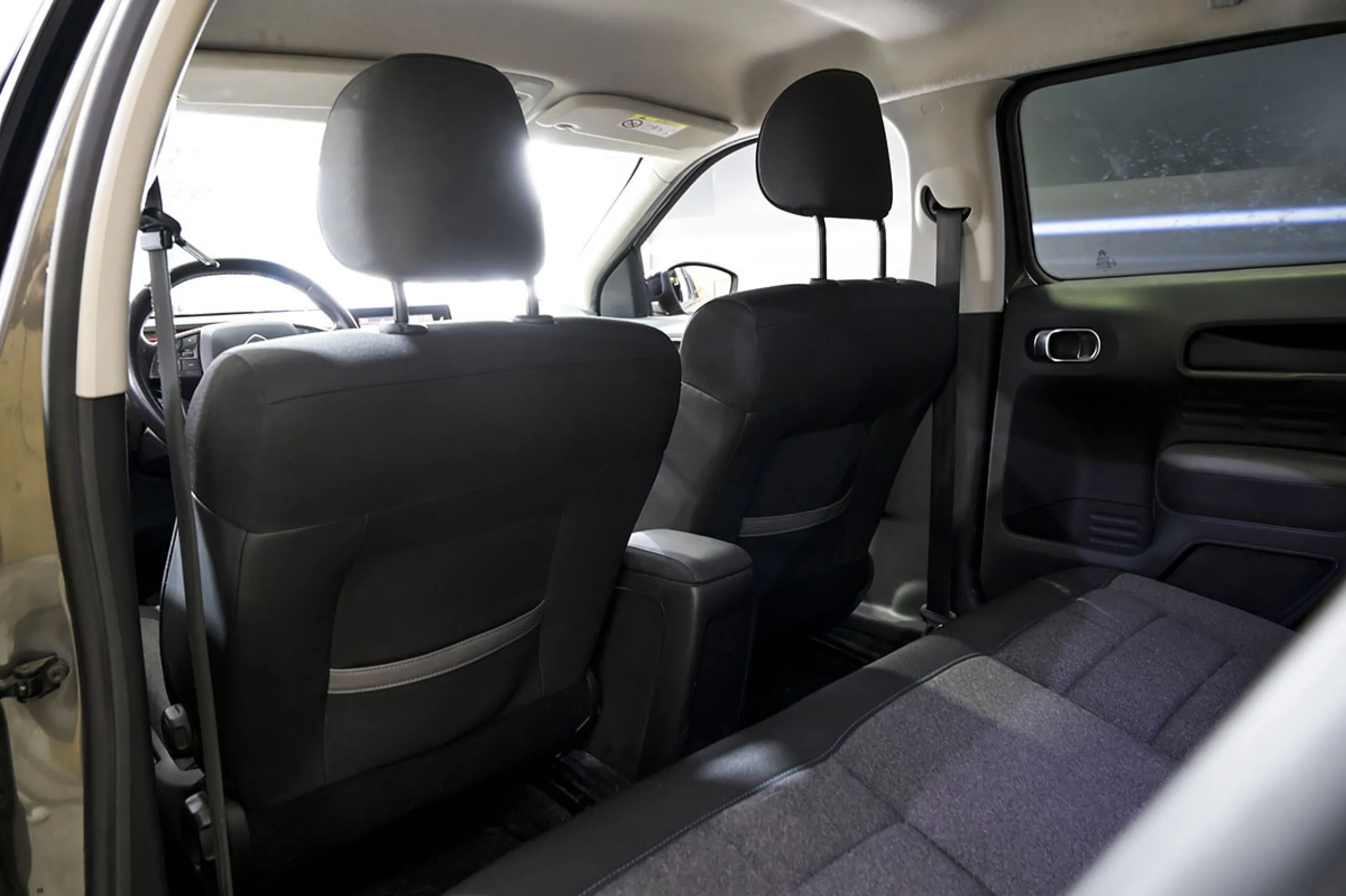 Citroen C4 Cactus PureTech 96kW 130CV SS Shine - Foto 16