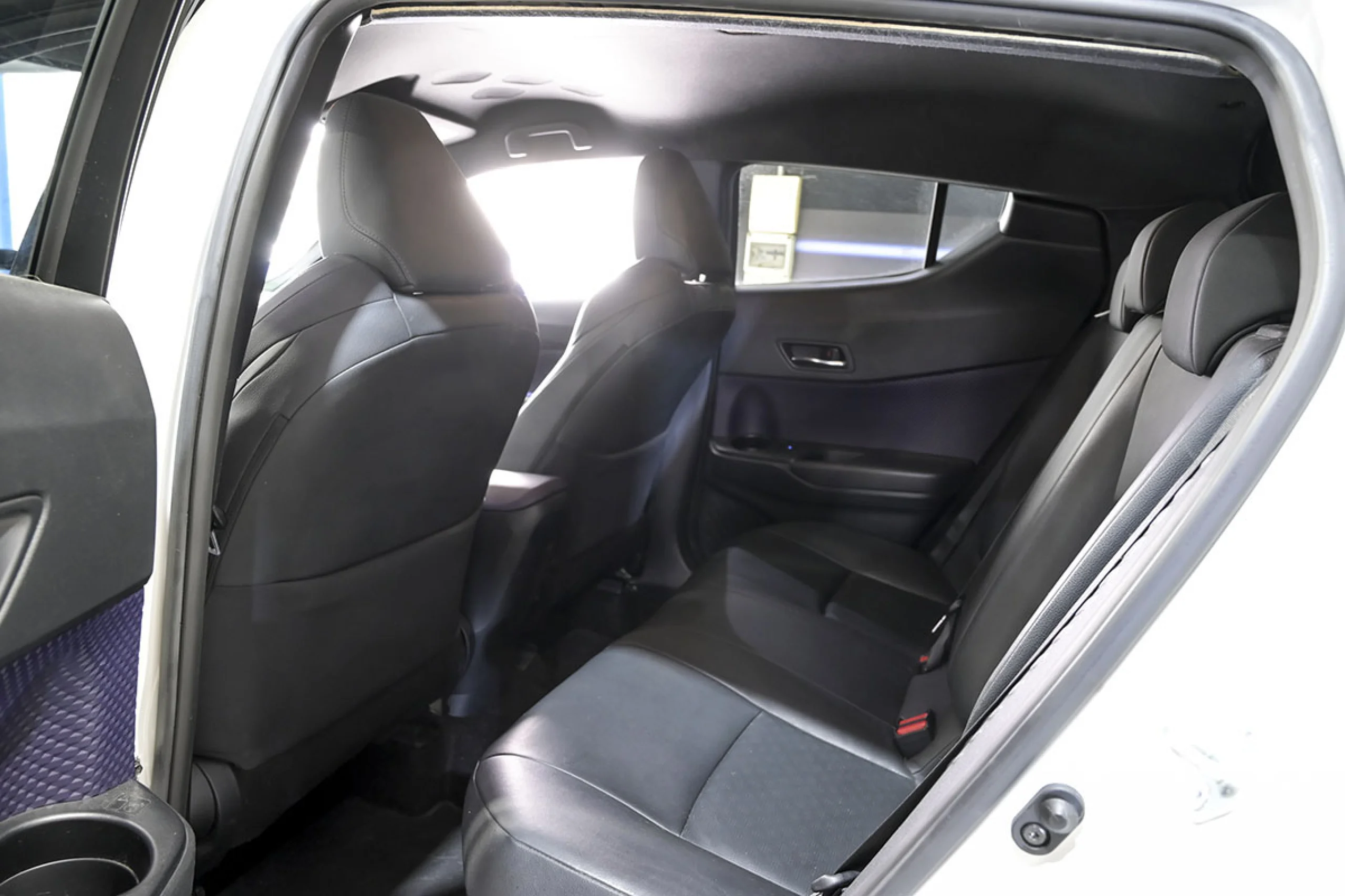 Toyota C-HR 1.8 125H Dynamic Plus - Foto 18