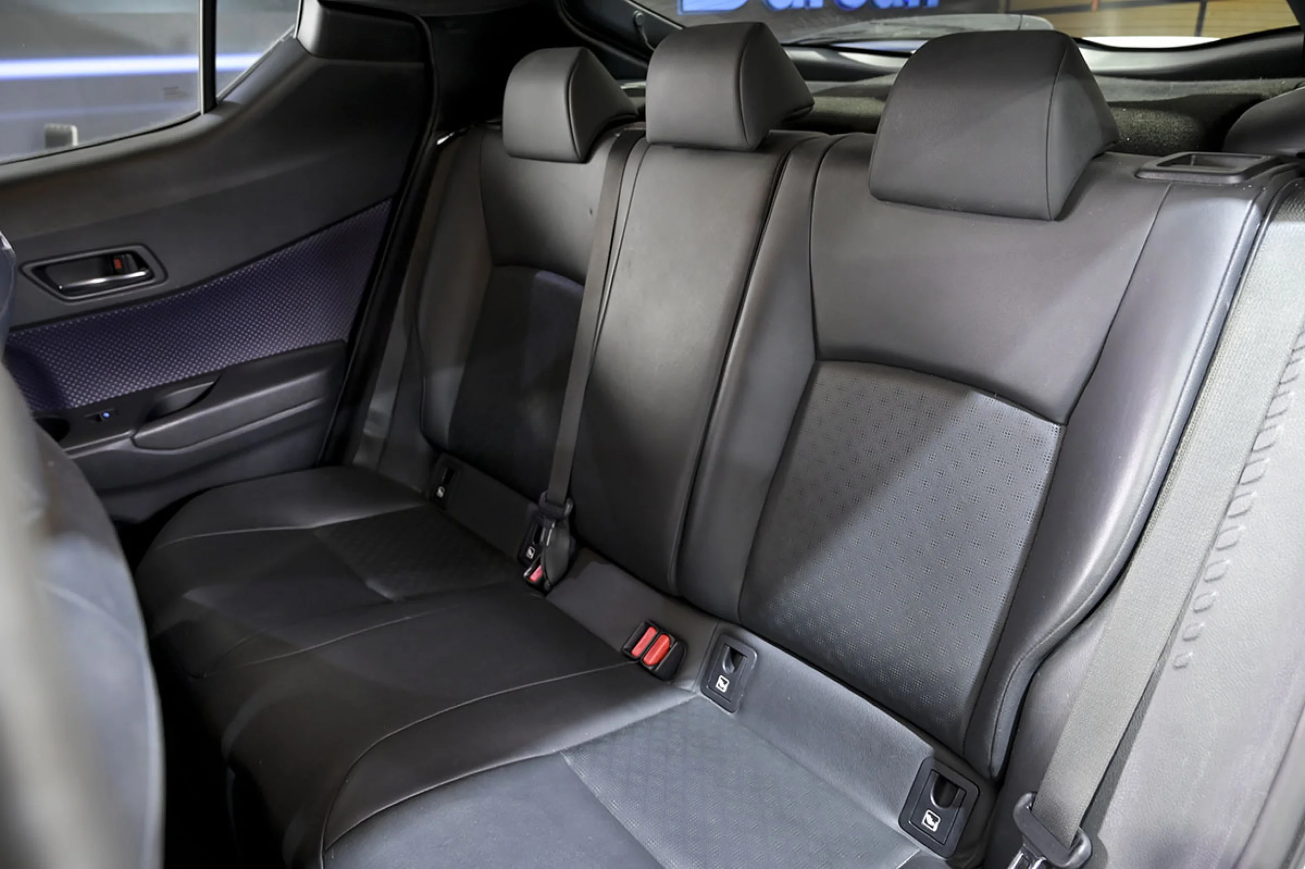 Toyota C-HR 1.8 125H Dynamic Plus - Foto 11