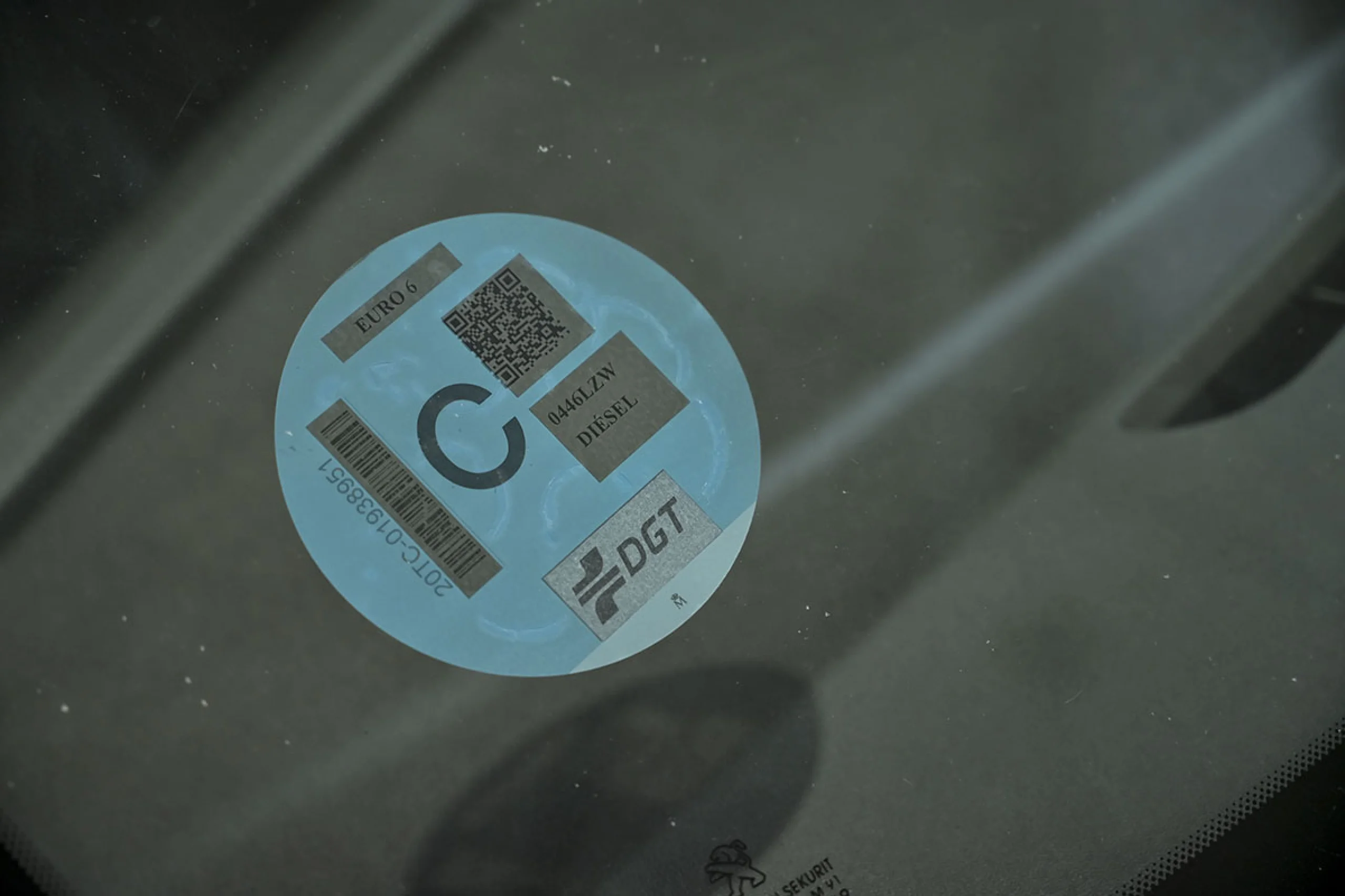 Peugeot 2008 Allure 1.6 BlueHDi 73KW 100CV - Foto 11