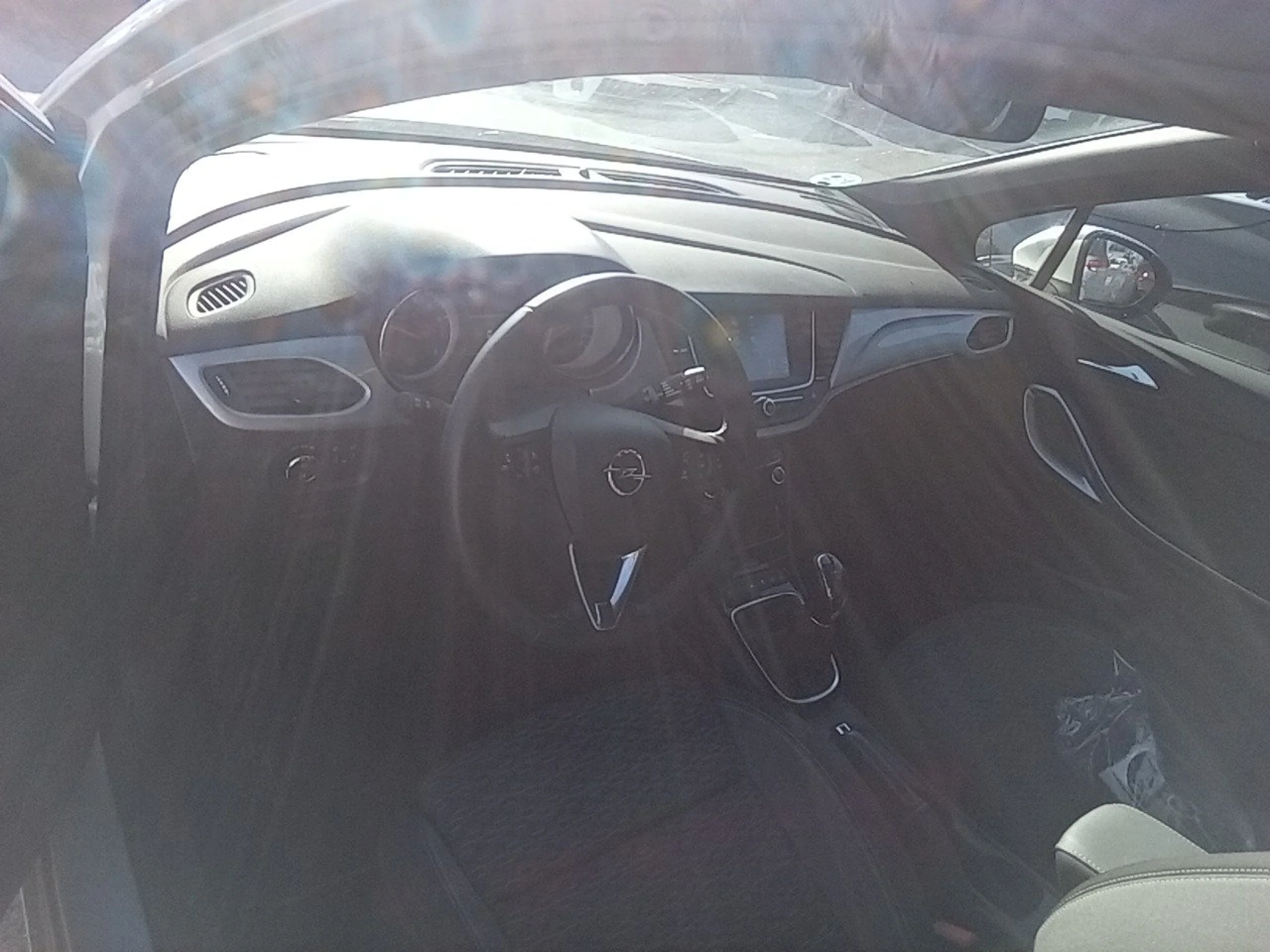 Opel Astra 1.2T SHL 81kW (110CV) GS Line - Foto 7