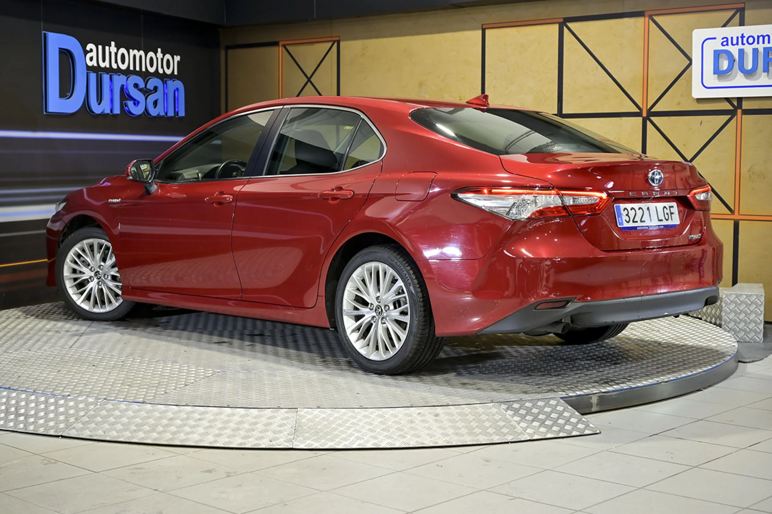 Toyota Camry 2.5 220H Advance - Foto 4