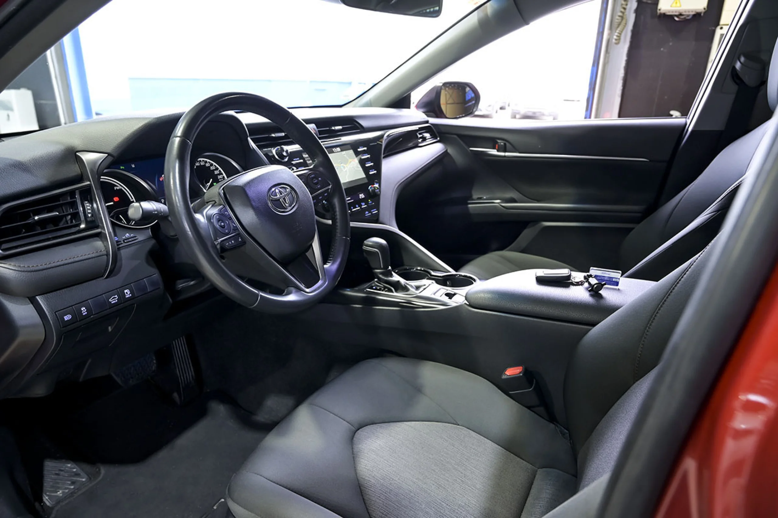 Toyota Camry 2.5 220H Advance - Foto 6