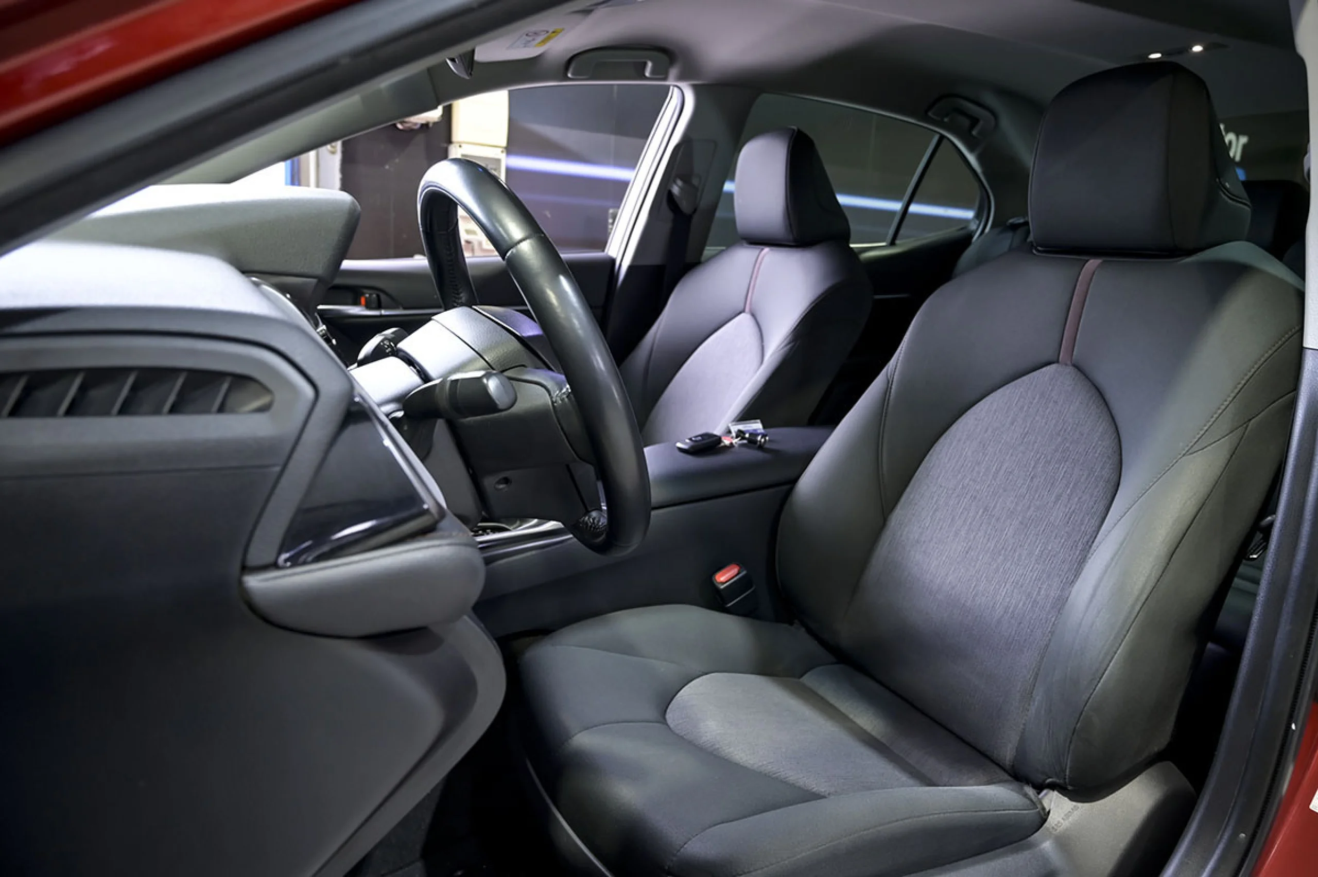 Toyota Camry 2.5 220H Advance - Foto 23