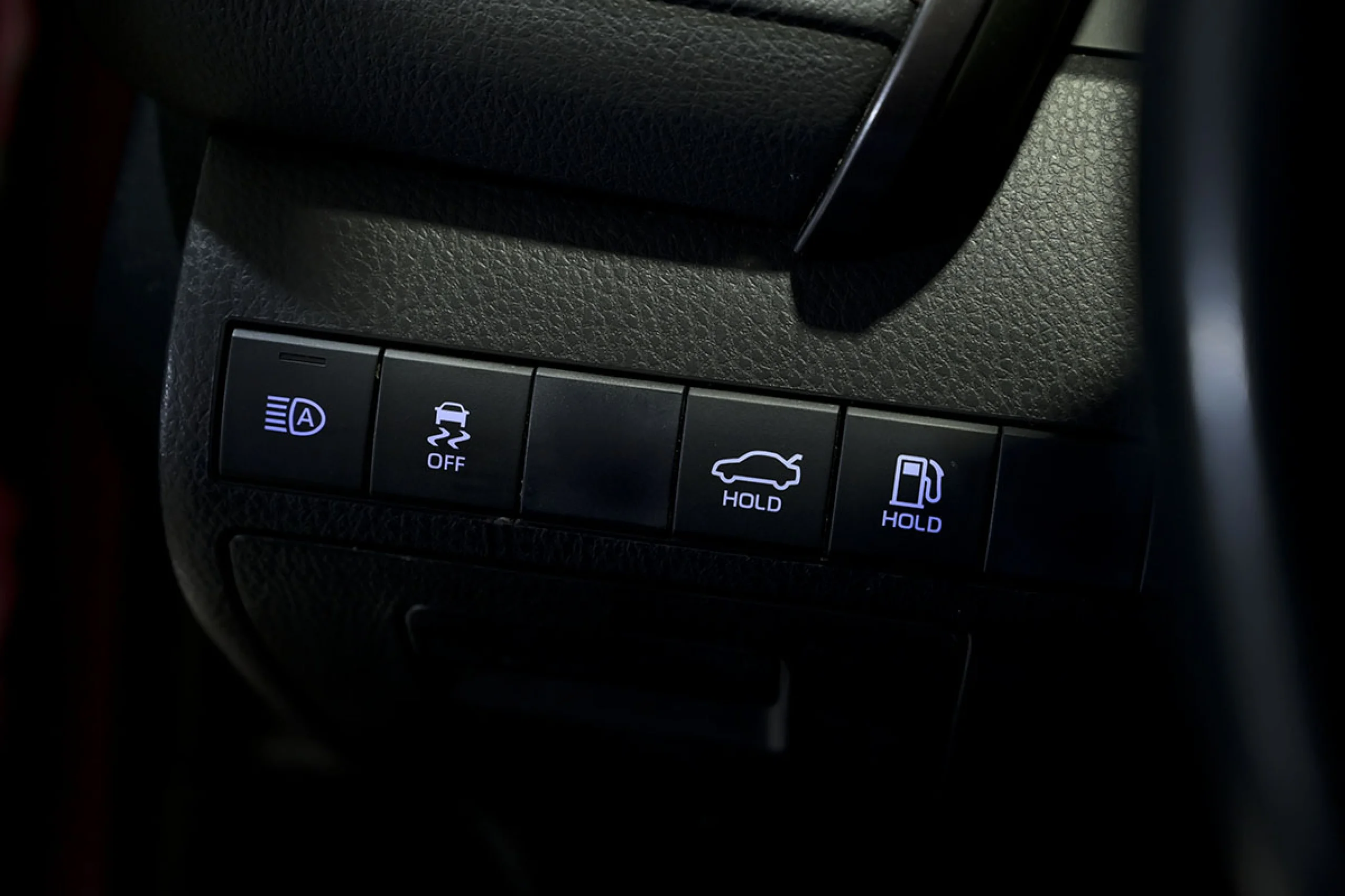 Toyota Camry 2.5 220H Advance - Foto 25