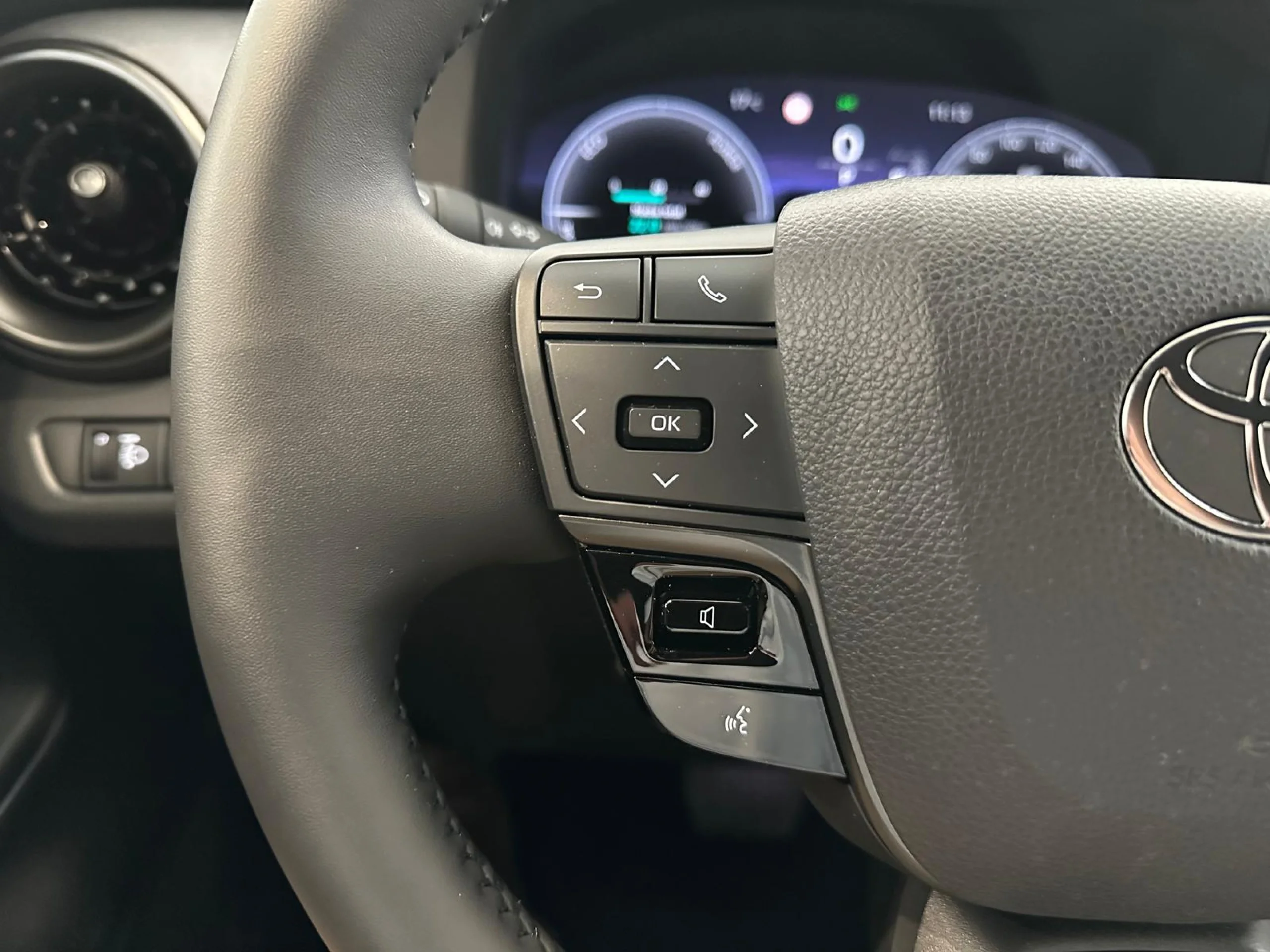 Toyota C-HR 2.0 220PH Advance - Foto 13