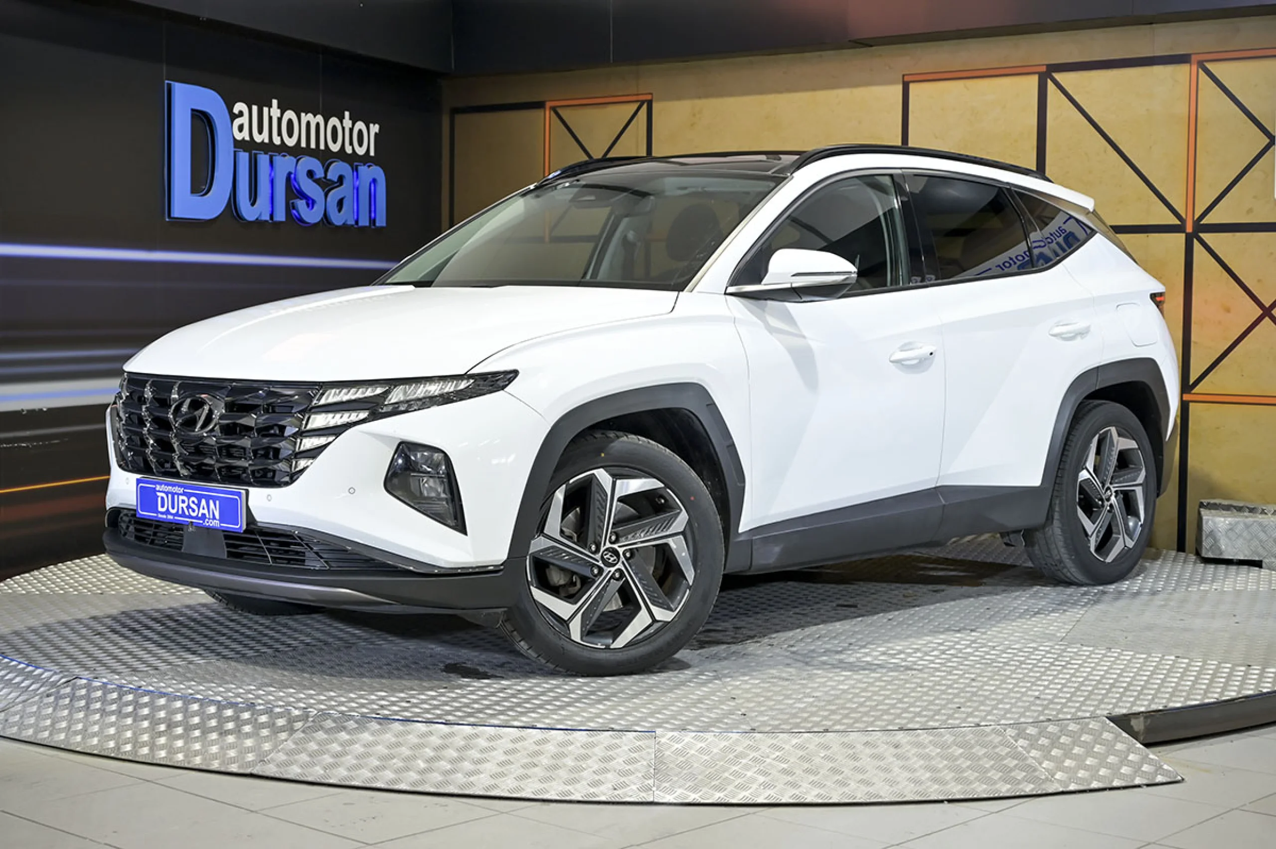 Hyundai Tucson 1.6 TGDI PHEV 195kW Tecno Sky Auto 4x4 - Foto 1
