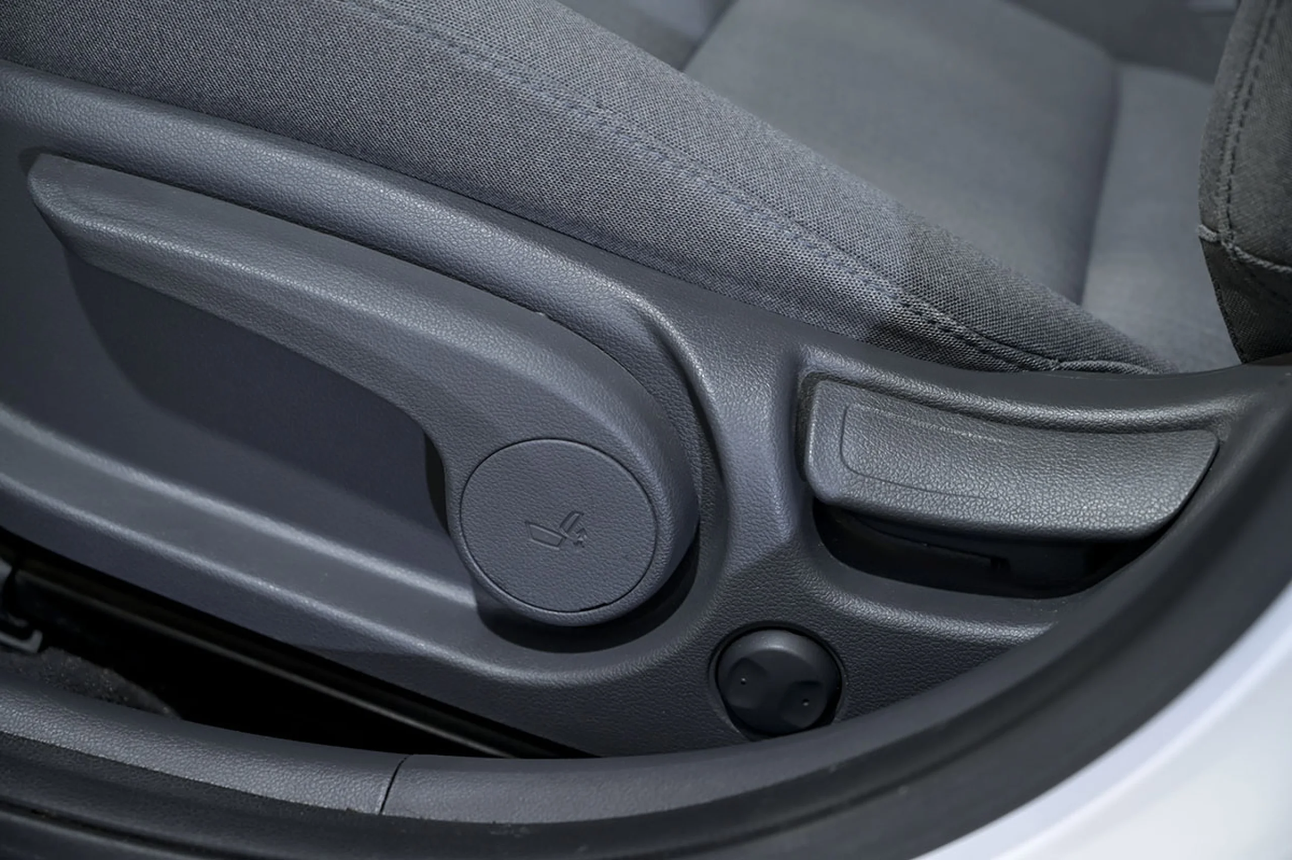 Hyundai Ioniq 1.6 GDI PHEV Klass DCT - Foto 25