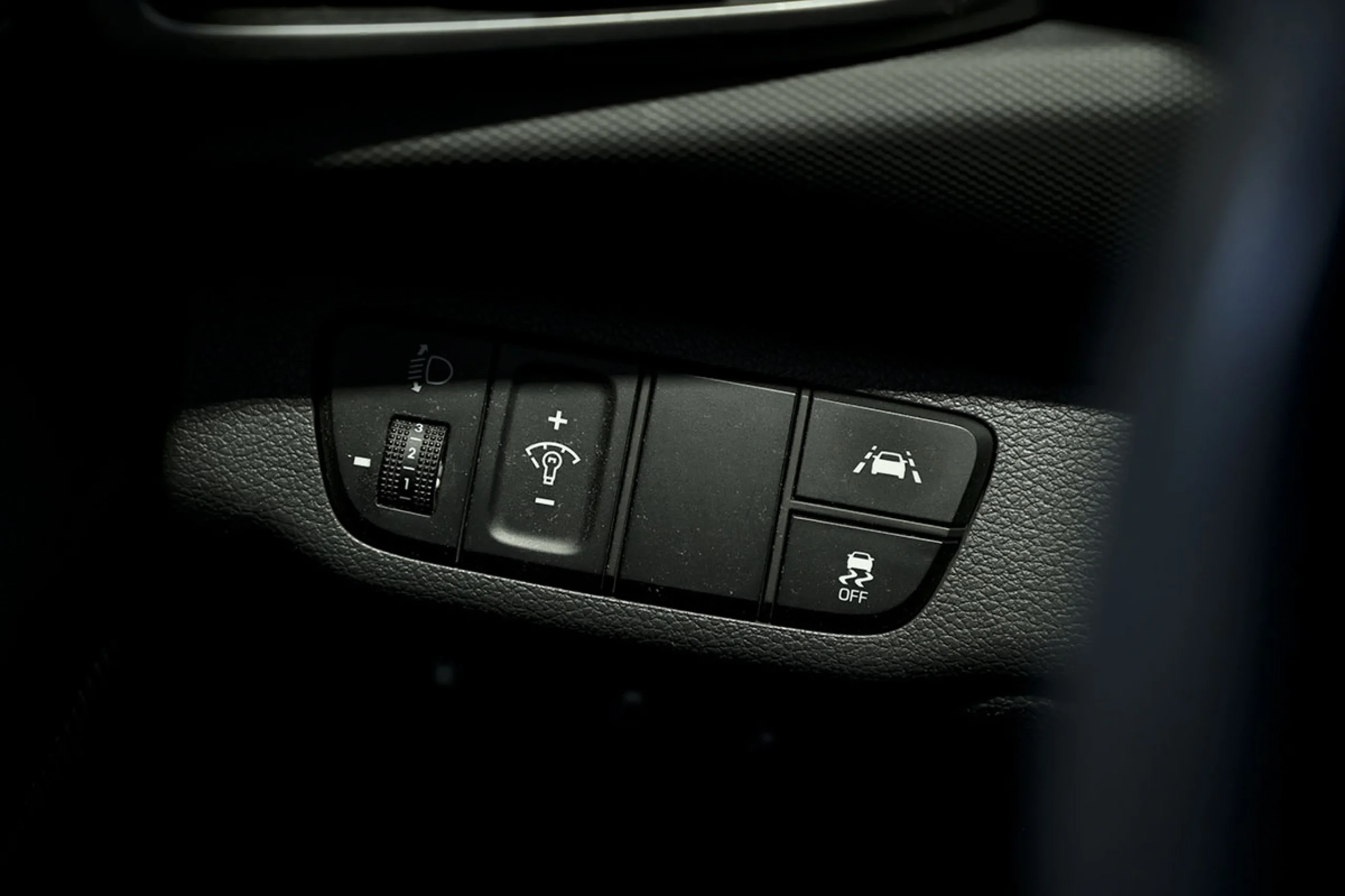 Hyundai Ioniq 1.6 GDI PHEV Klass DCT - Foto 28