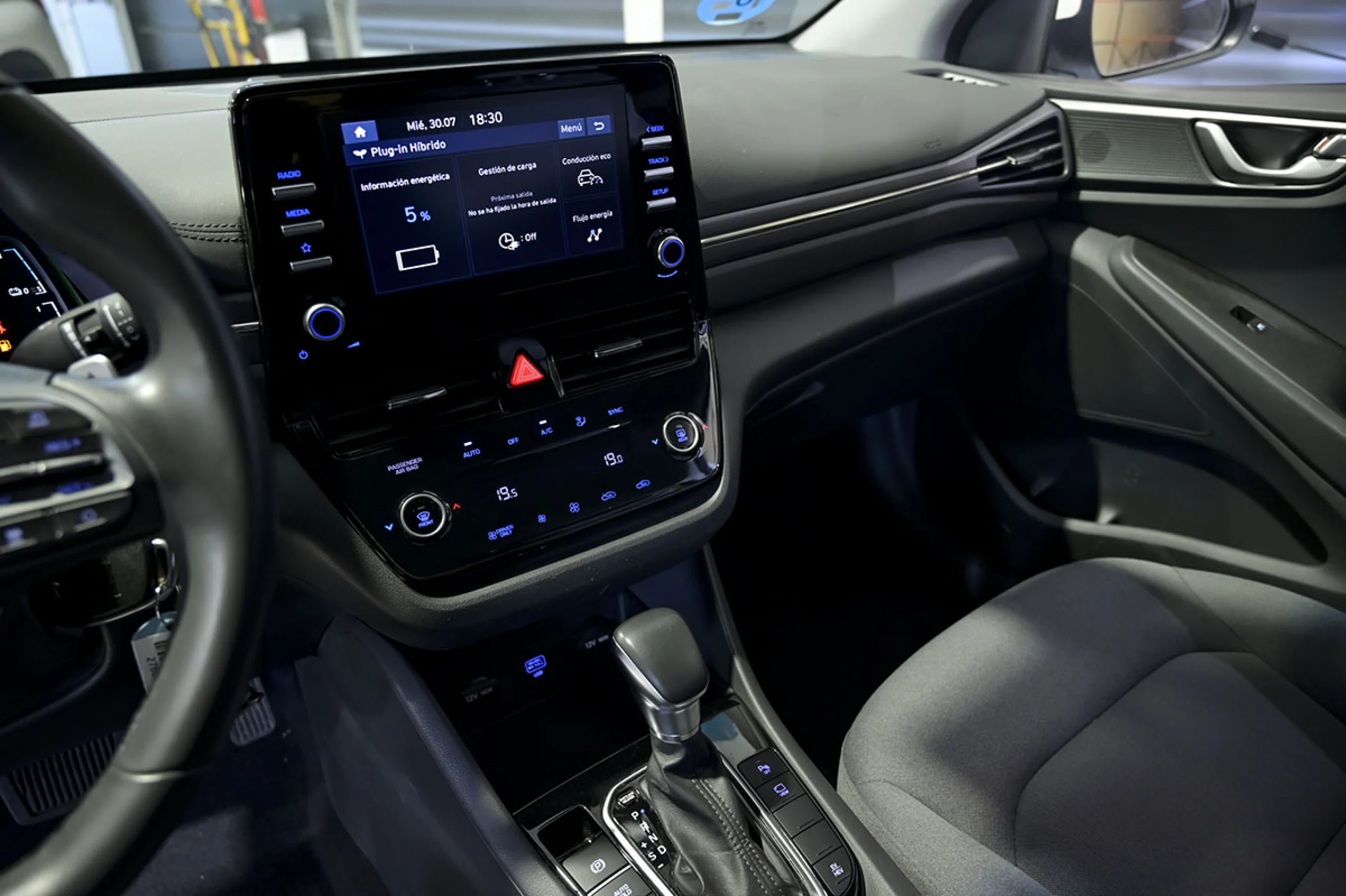 Hyundai Ioniq 1.6 GDI PHEV Klass DCT - Foto 31