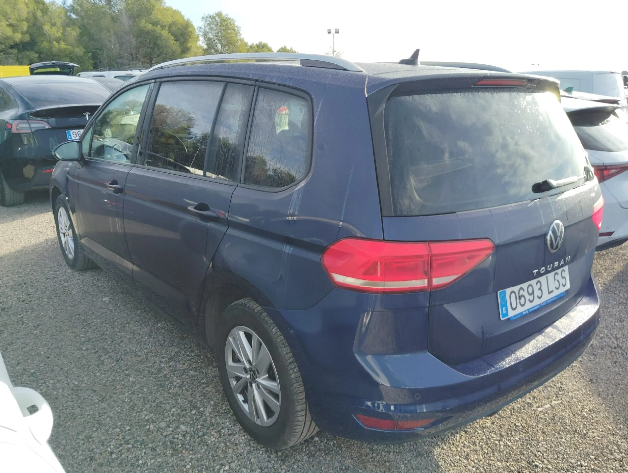Volkswagen Touran Advance 2.0 TDI 90kW (122CV) - Foto 6
