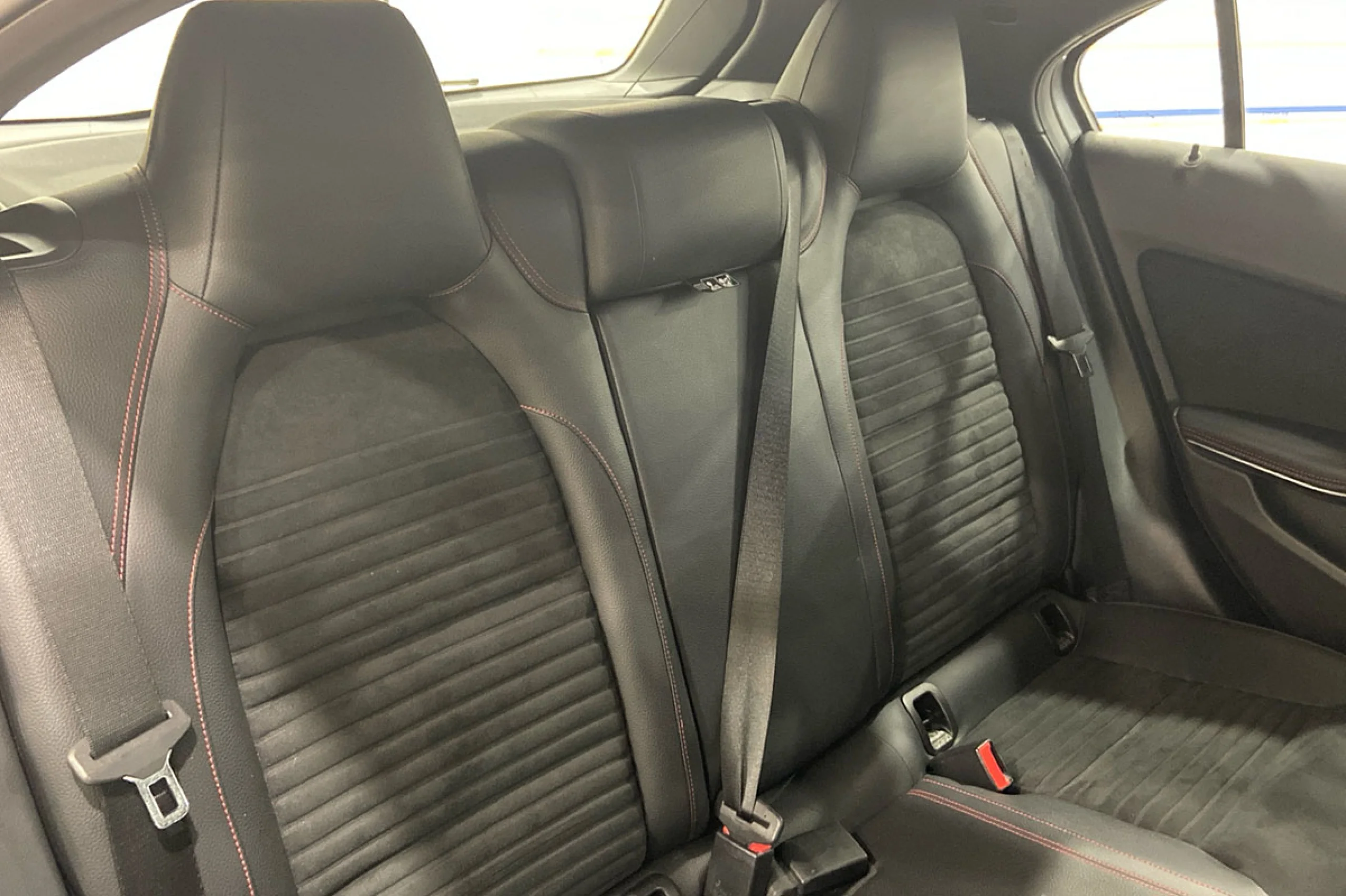 Mercedes-Benz A 200 MERCEDES-BENZ Clase A A 200 CDI AMG Line - Foto 14