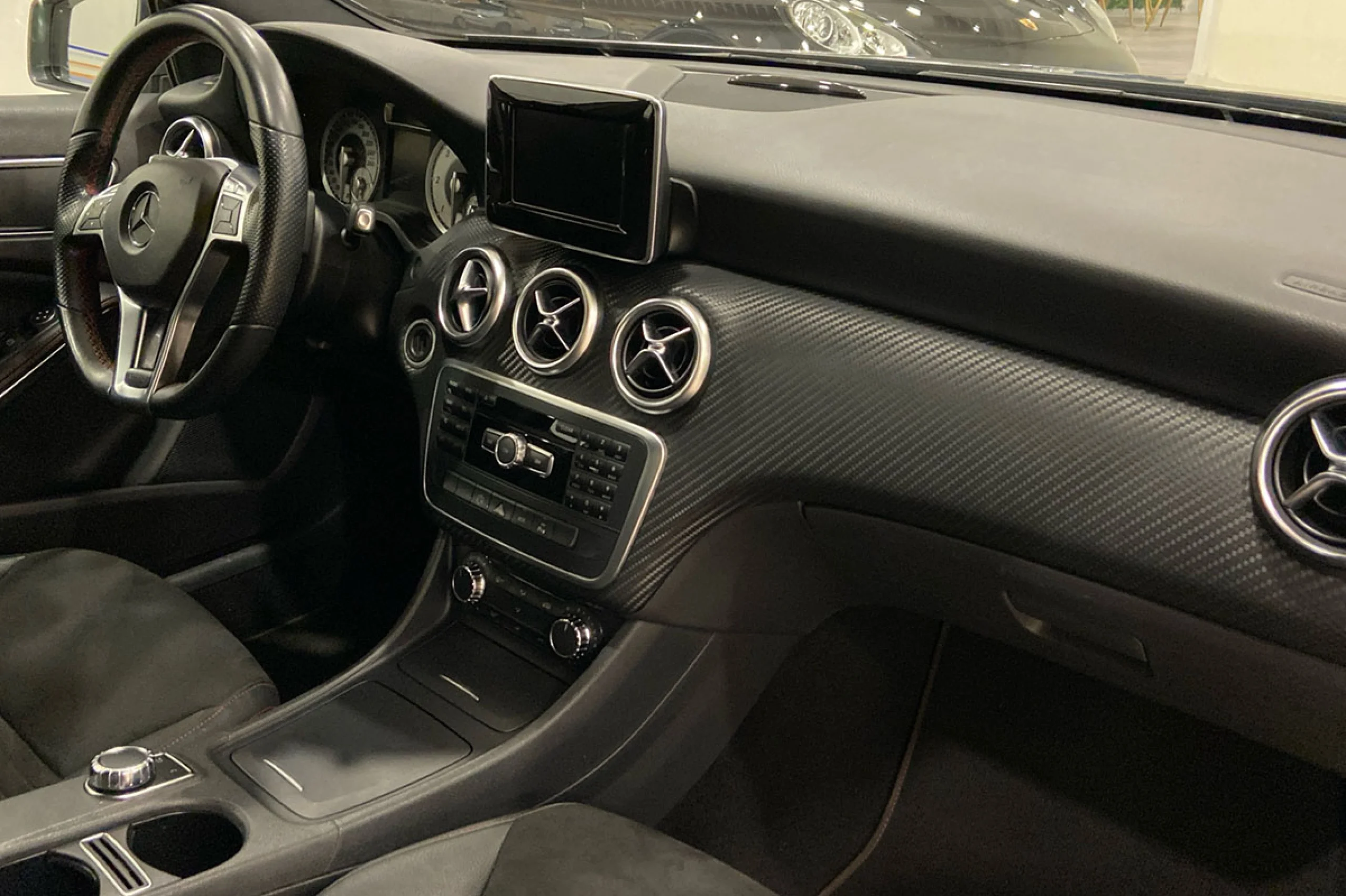 Mercedes-Benz A 200 MERCEDES-BENZ Clase A A 200 CDI AMG Line - Foto 9