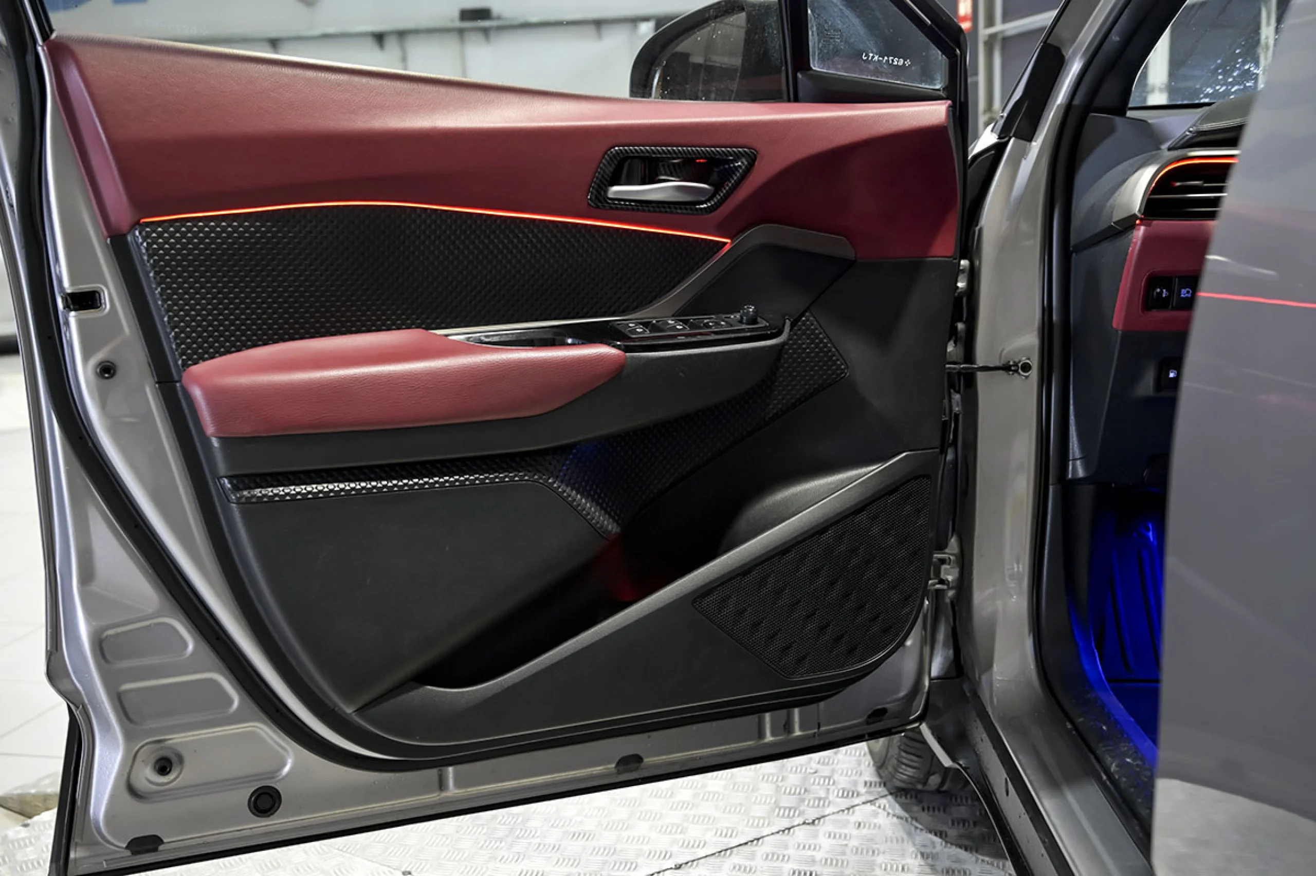 Toyota C-HR 1.8 125H Advance - Foto 21