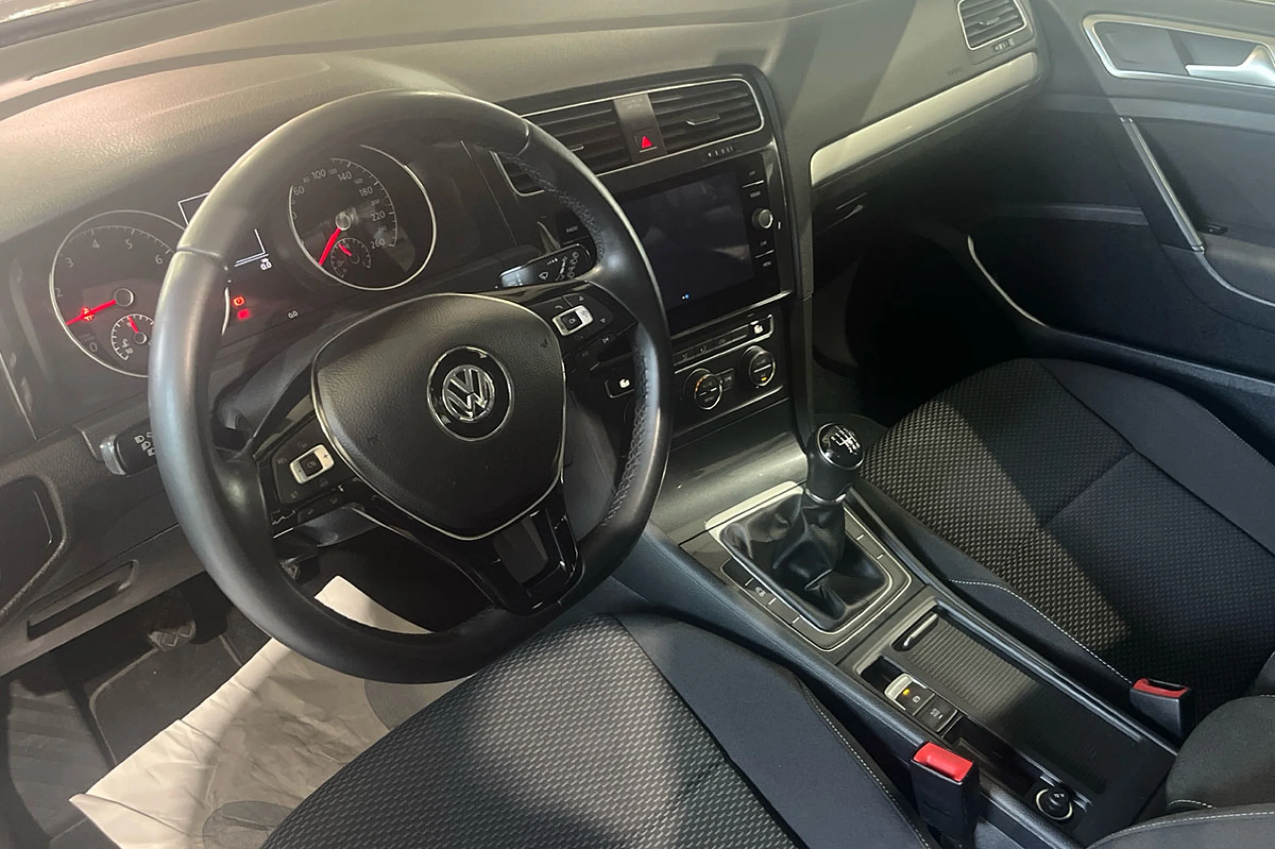 Volkswagen Golf Business 1.0 TSI 81kW 110CV - Foto 6
