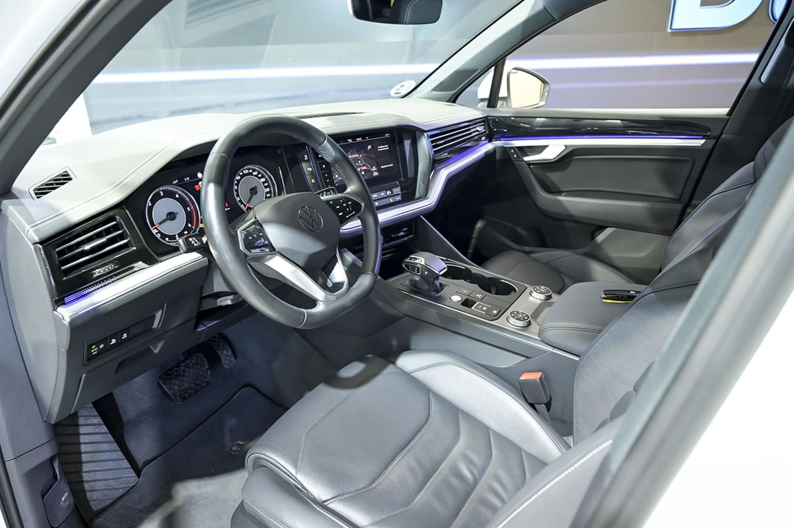 Volkswagen Touareg Prem Eleg 3.0 V6 TDI 210kW Tip 4M - Foto 6