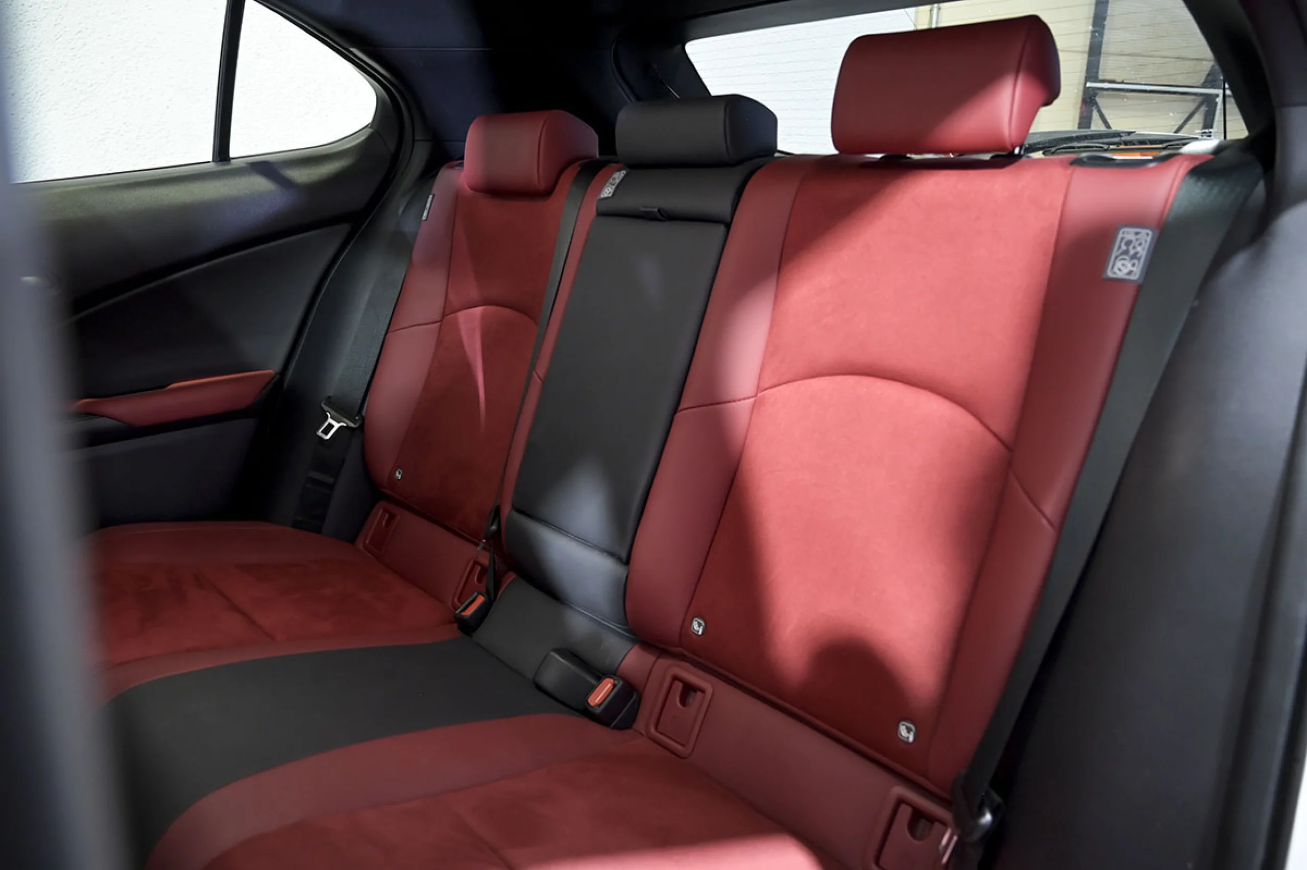 Lexus UX 250h UX 2.0 250h F Sport - Foto 18