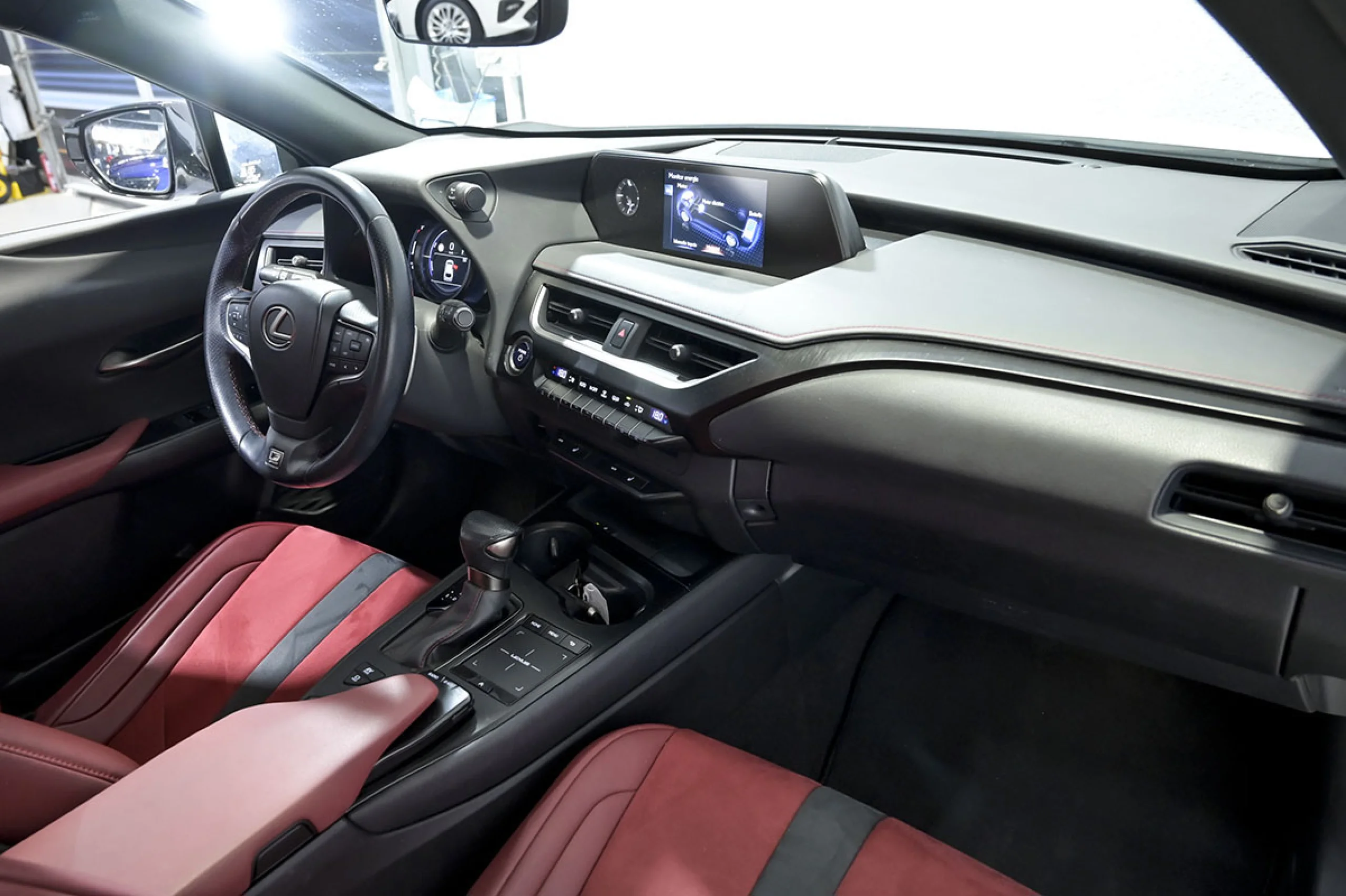 Lexus UX 250h UX 2.0 250h F Sport - Foto 9