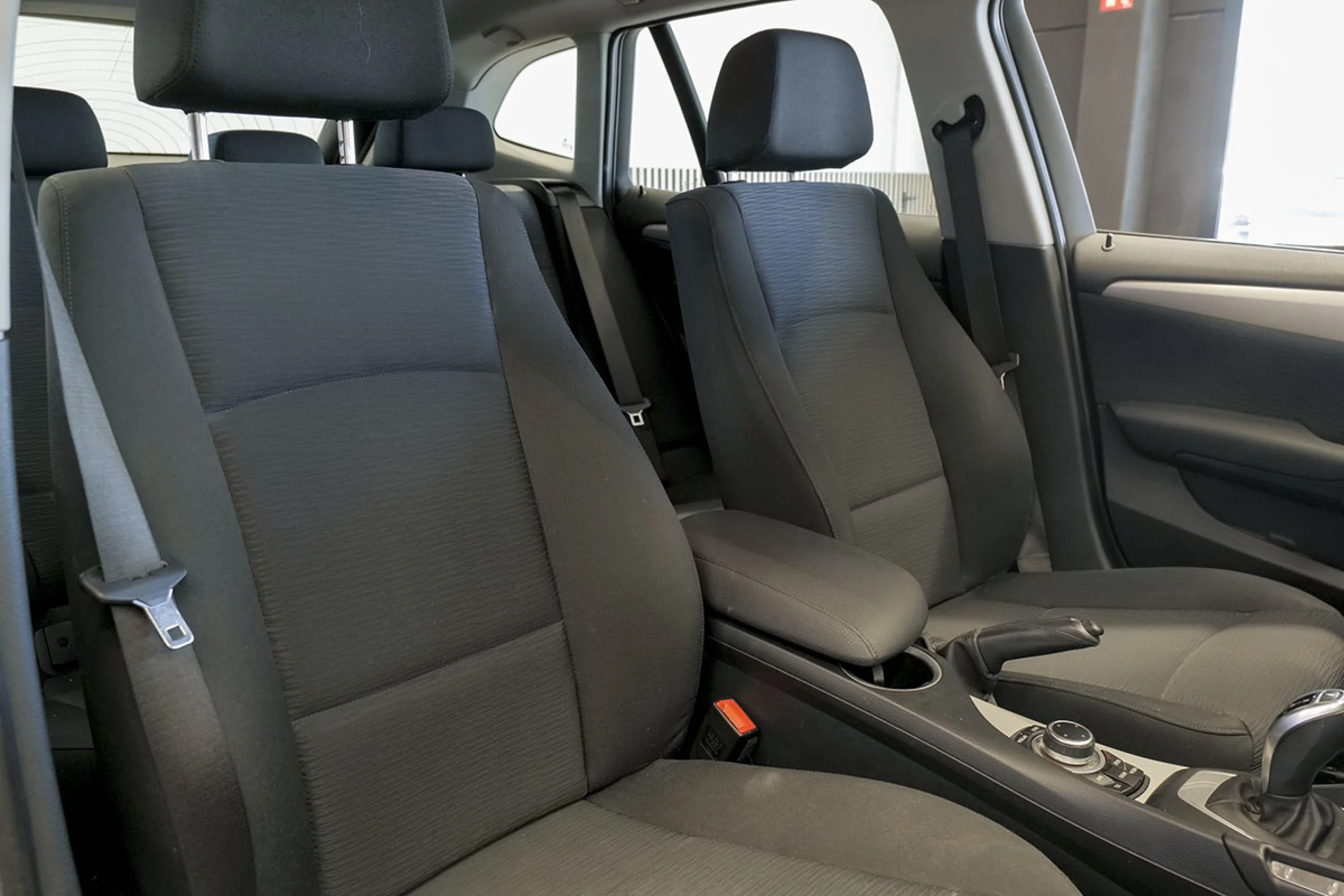 BMW X1 xDrive18d - Foto 24