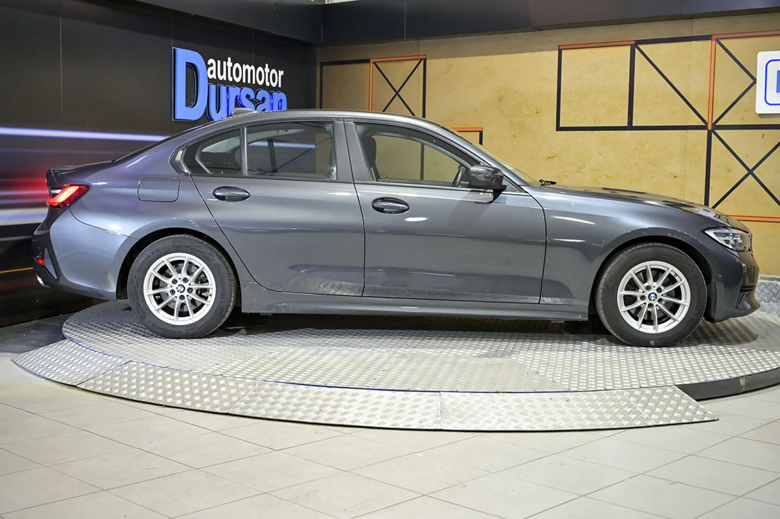 BMW 320 Serie 3 320d Auto. - Foto 18