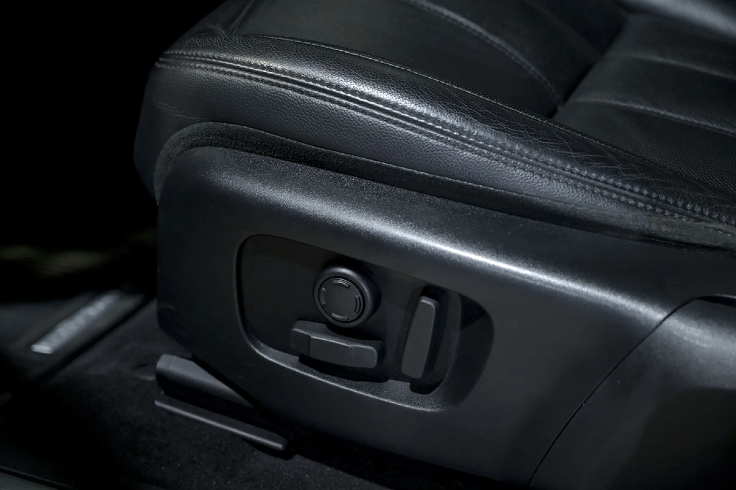 Land Rover Range Rover Evoque 2.0 D150 SE AUTO 4WD MHEV - Foto 37