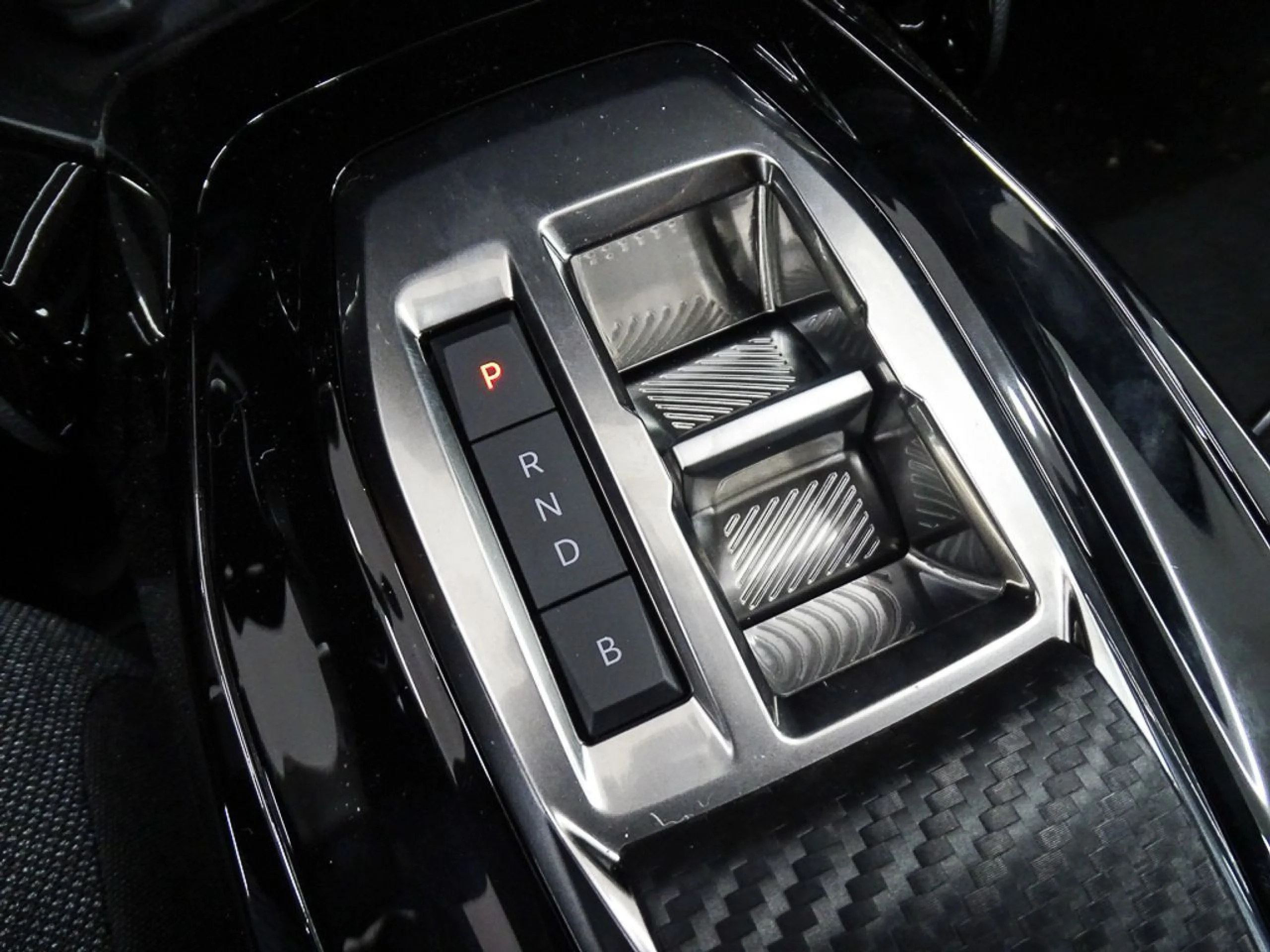 Peugeot 2008 e-2008 Electrico Active Pack 136 100kW - Foto 10