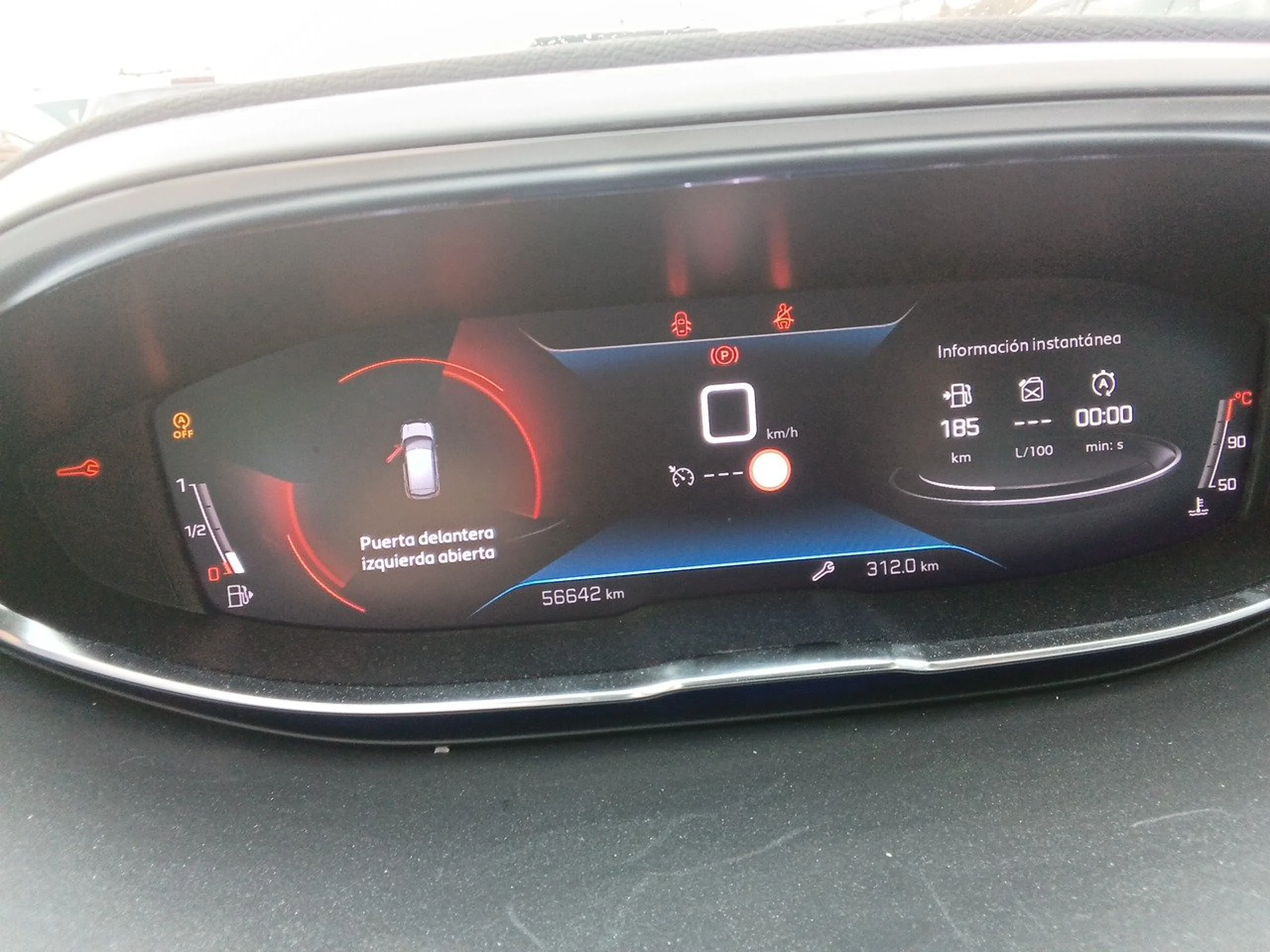 Peugeot 3008 1.5 BlueHDi 96kW (130CV) S&amp;S Active Pack - Foto 8