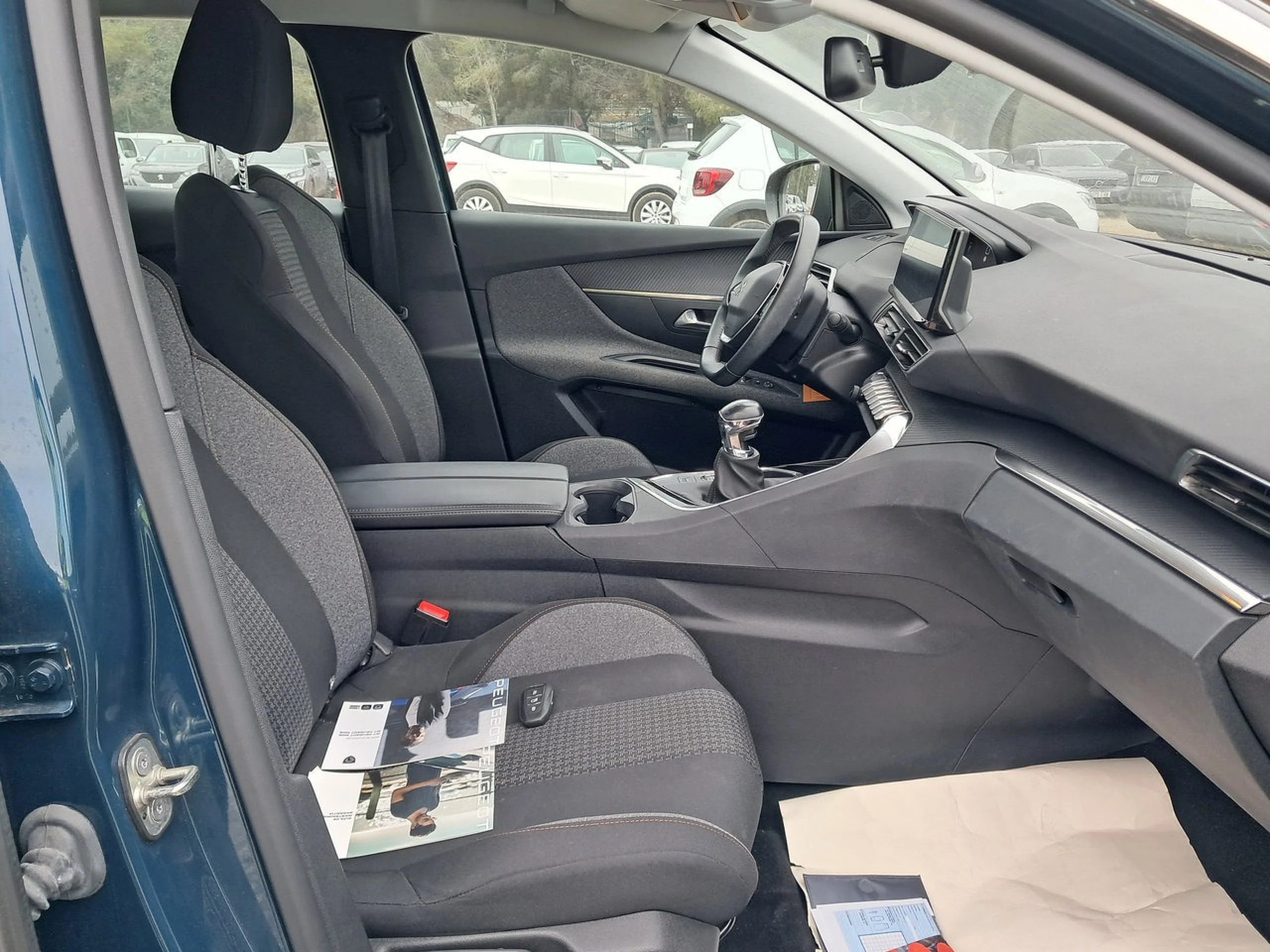 Peugeot 3008 1.5 BlueHDi 96kW (130CV) S&amp;S Active Pack - Foto 8