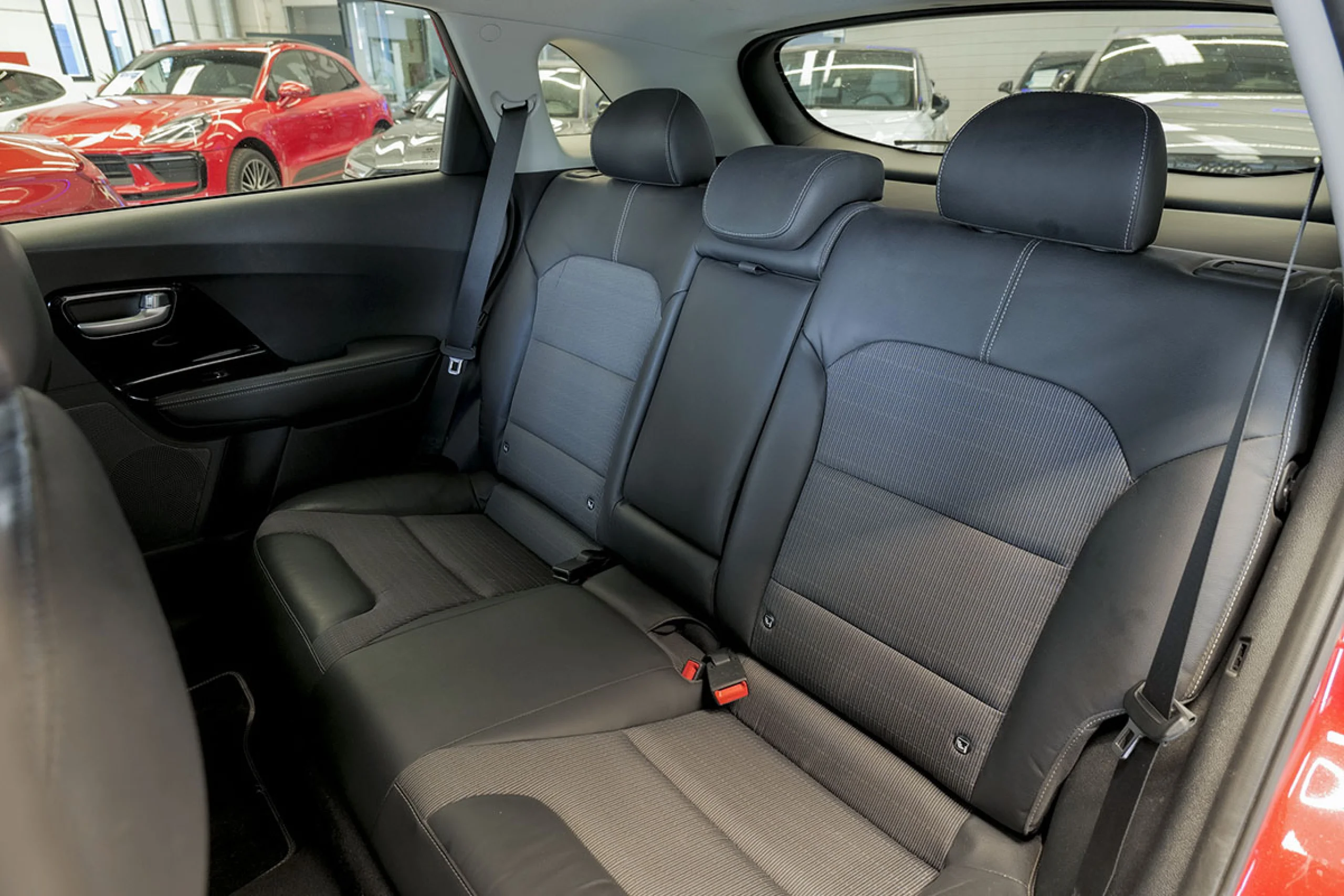 Kia Niro 1.6 GDi Hibrido 104kW 141CV Emotion - Foto 15