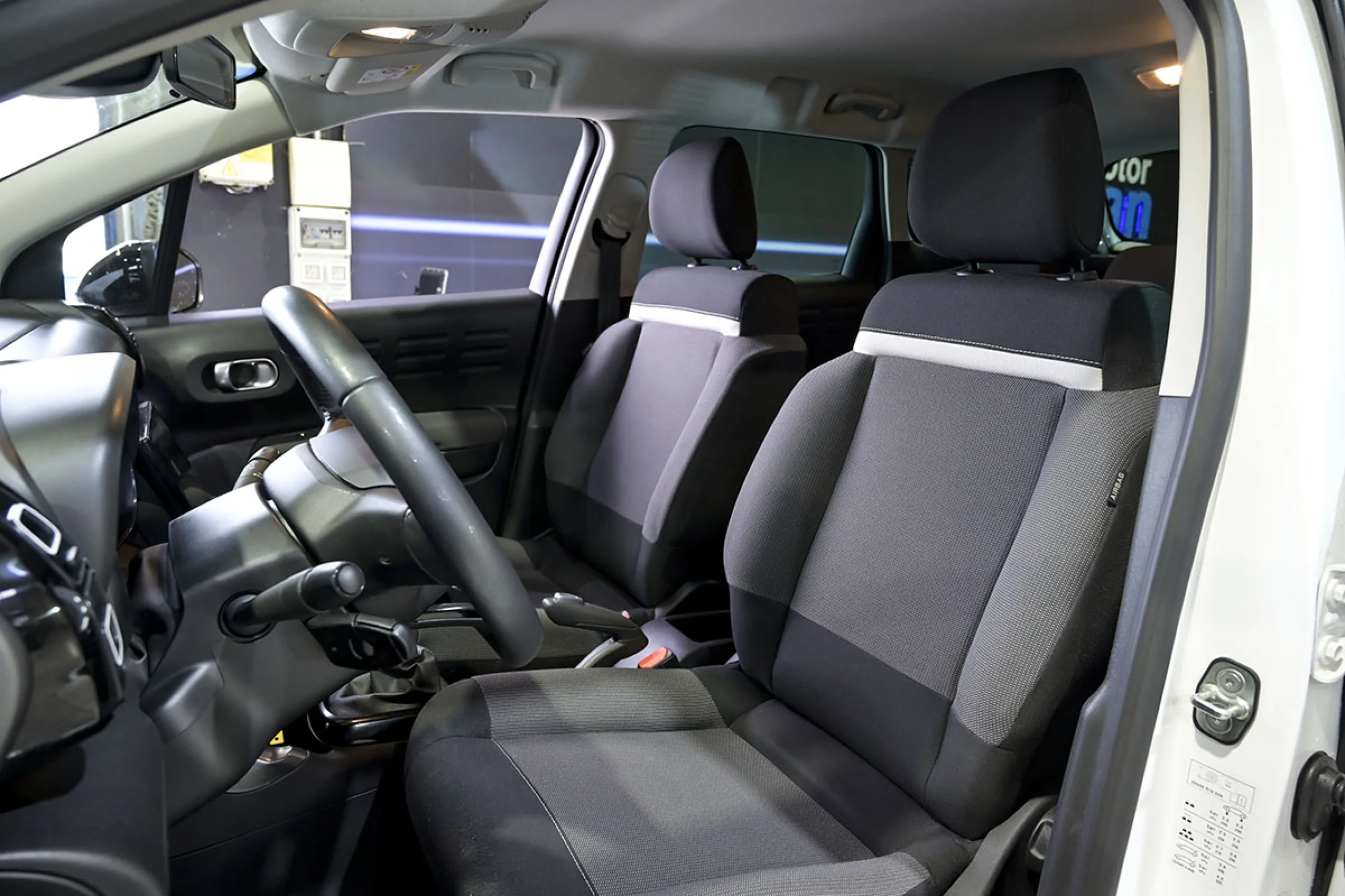 Citroen C3 Aircross BlueHDi 81kW 110CV SS Feel Pack - Foto 32