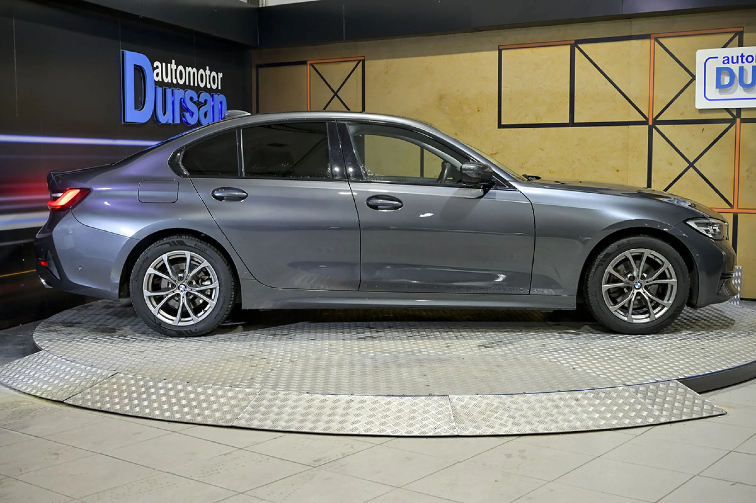 BMW 320 Serie 3 320d Auto. - Foto 21