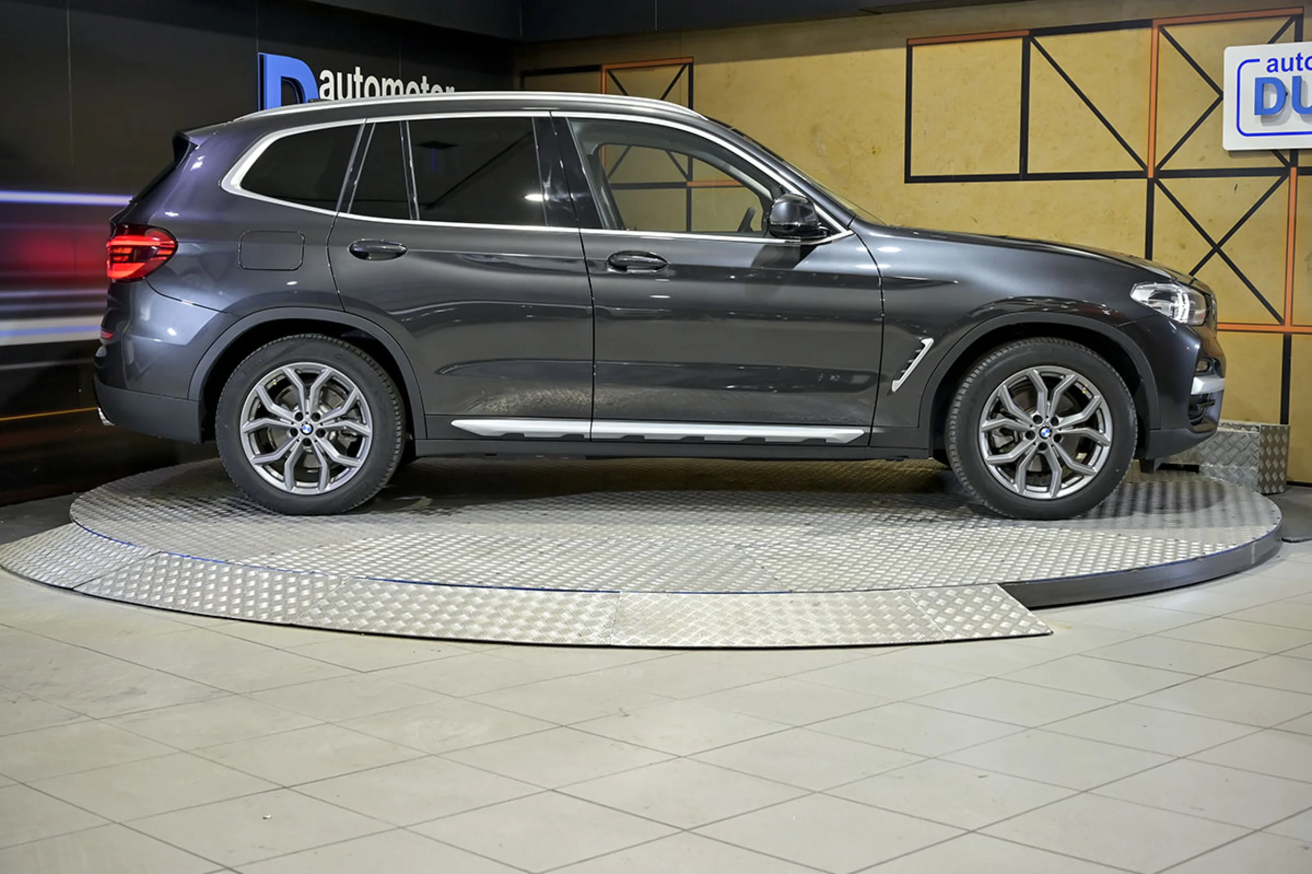 BMW X3 xDrive20d - Foto 19